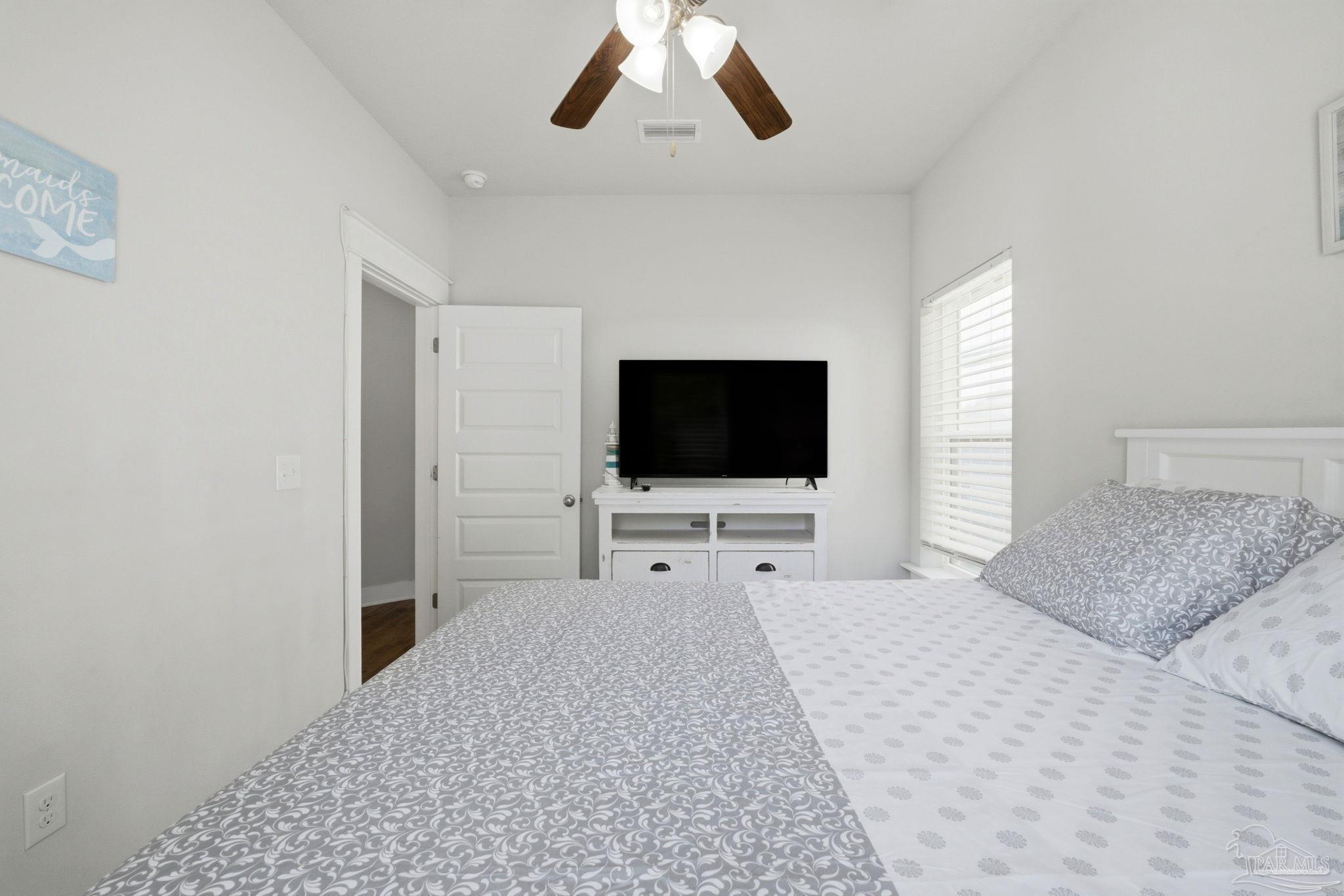 7967 Double Gate Drive Pensacola FL 32507