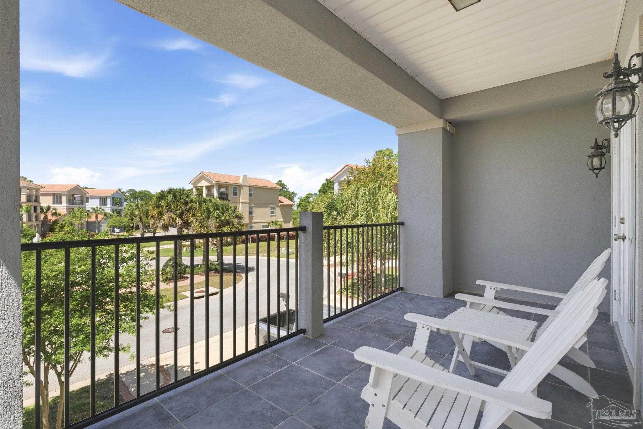 7967 Double Gate Drive Pensacola FL 32507