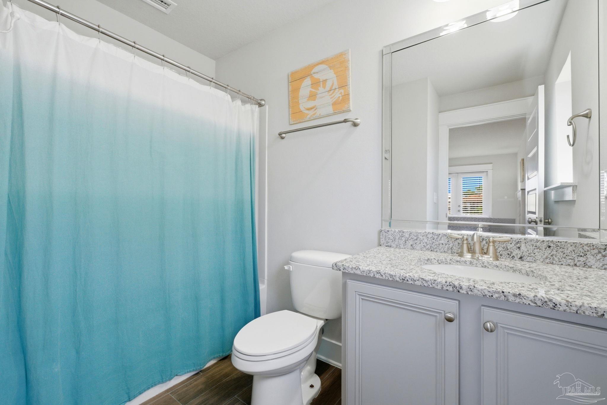 7967 Double Gate Drive Pensacola FL 32507