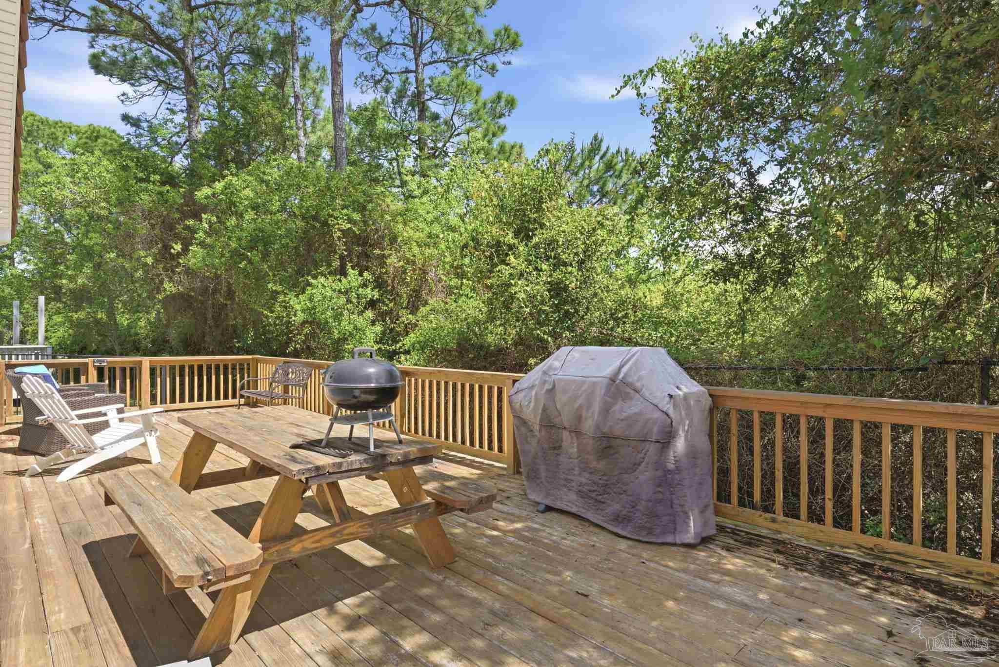 7967 Double Gate Drive Pensacola FL 32507