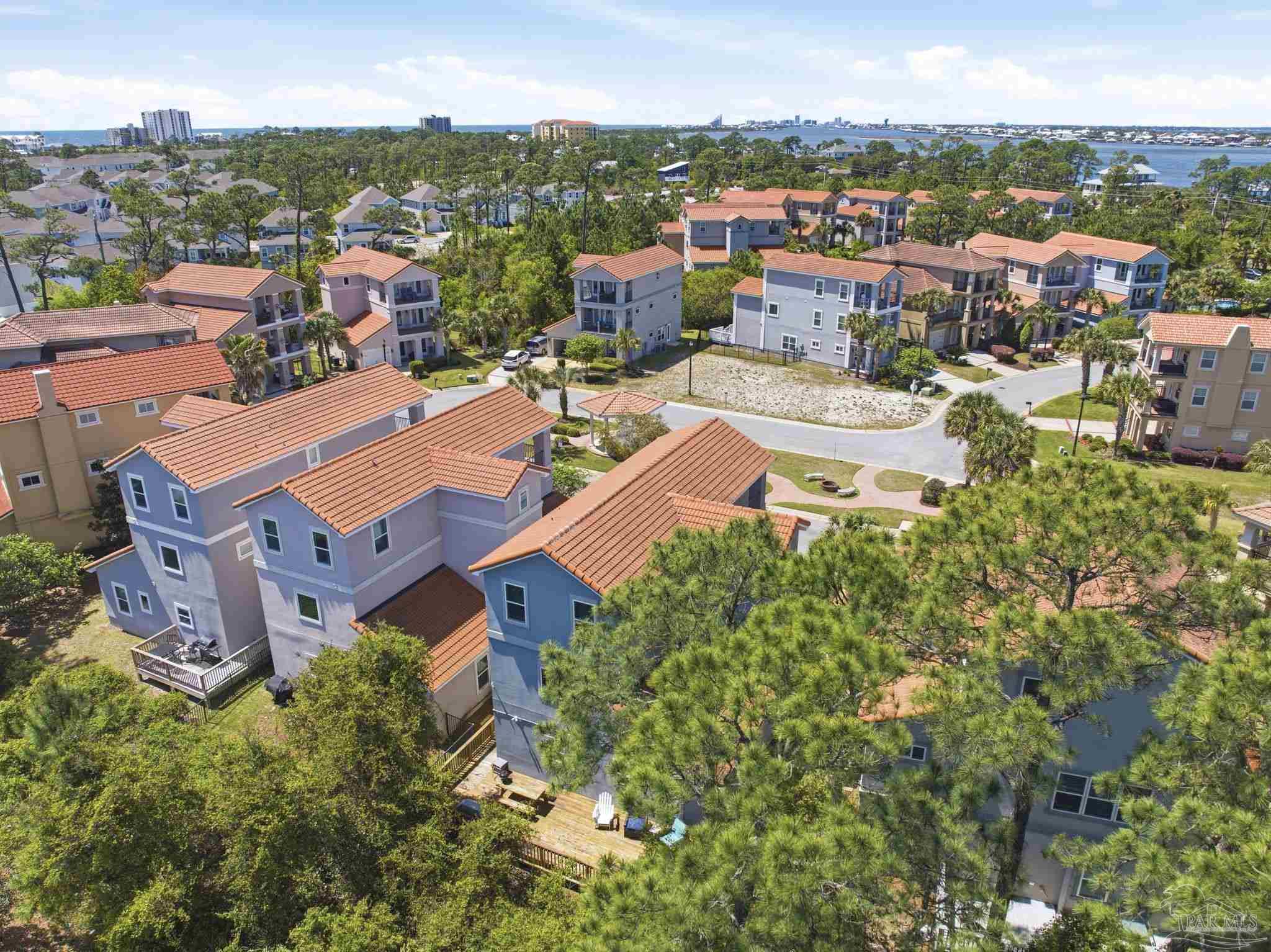7967 Double Gate Drive Pensacola FL 32507