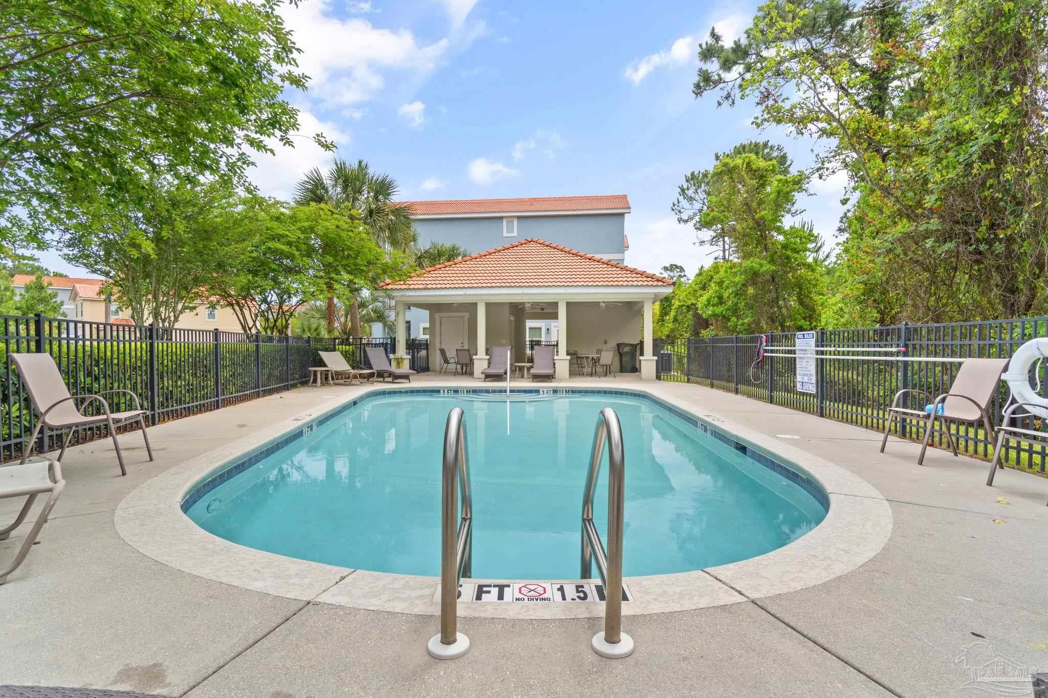 7967 Double Gate Drive Pensacola FL 32507