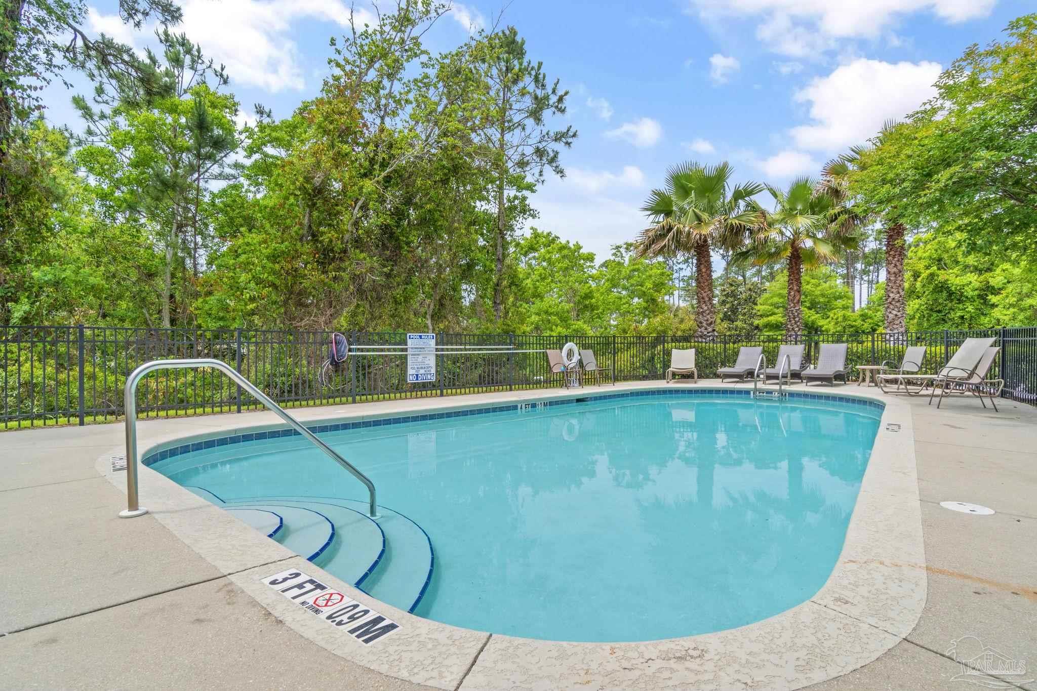 7967 Double Gate Drive Pensacola FL 32507