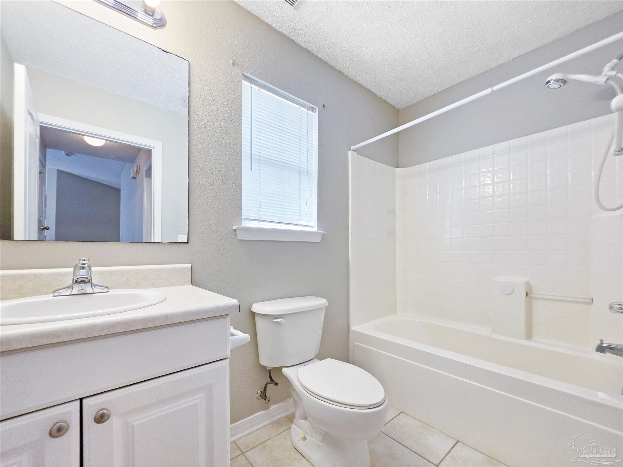 1638 Dees Road Pensacola FL 32506