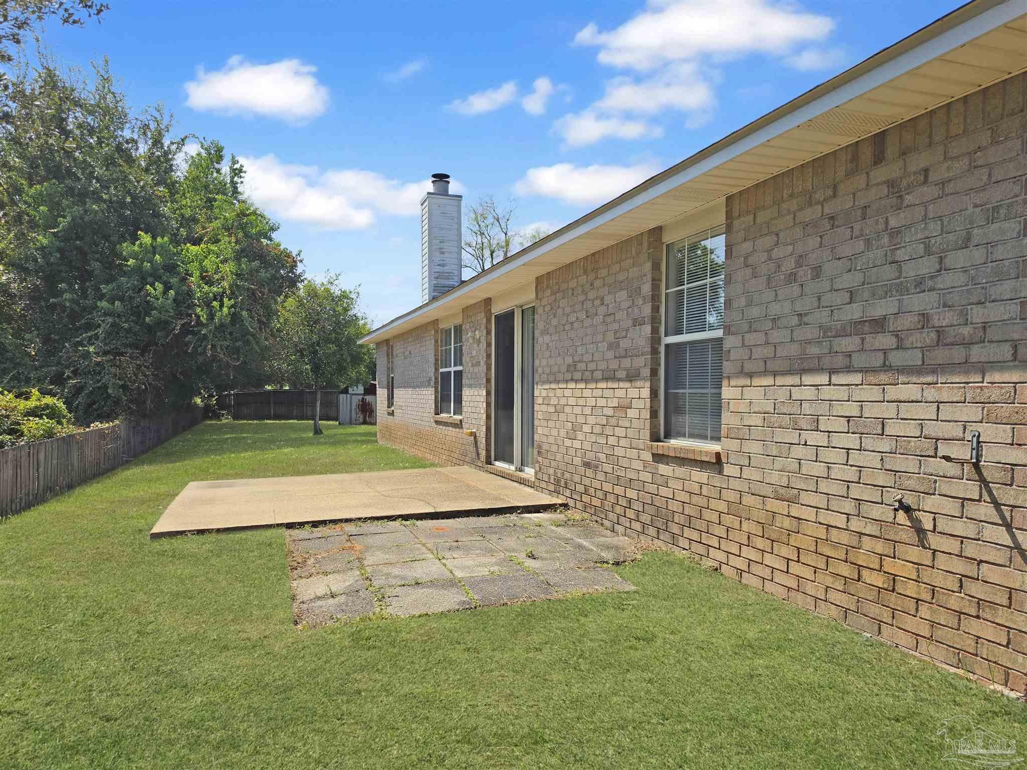 1638 Dees Road Pensacola FL 32506