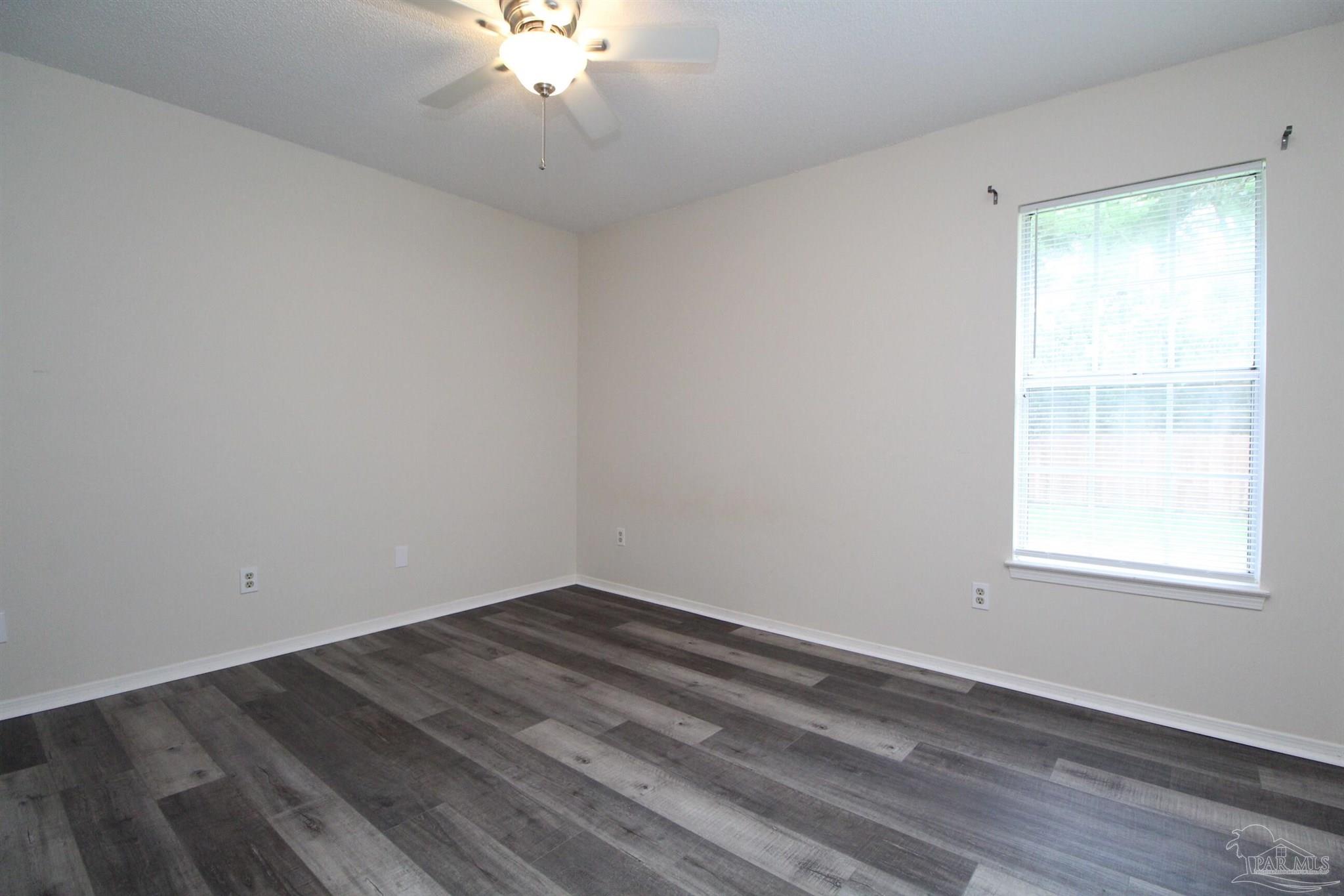 8126 Crystal Wells Place Pensacola FL 32514