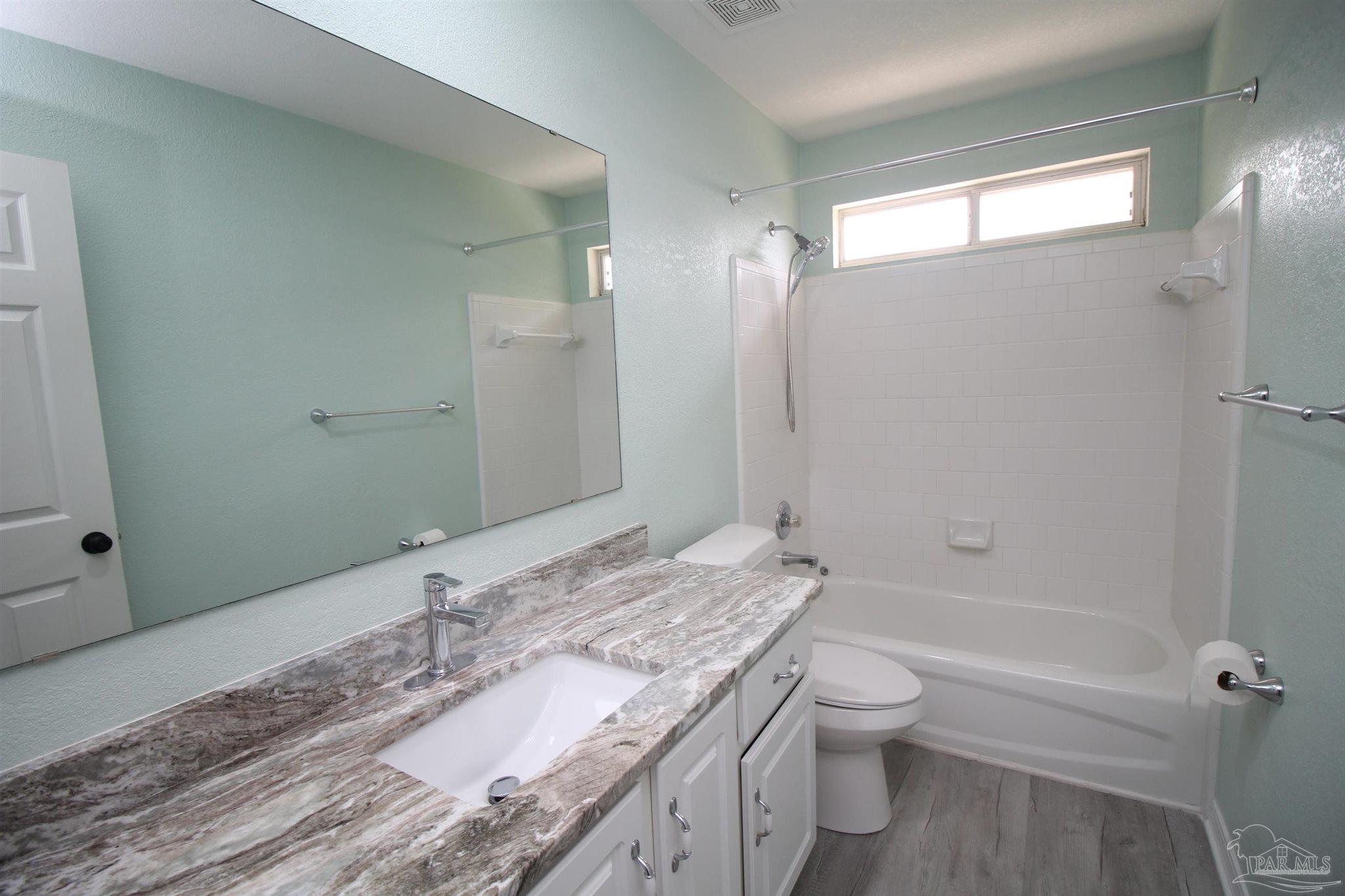 8508 Indian Oaks Place Pensacola FL 32514