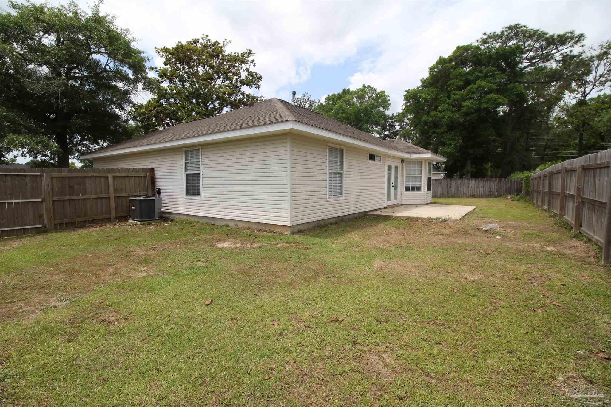 8508 Indian Oaks Place Pensacola FL 32514