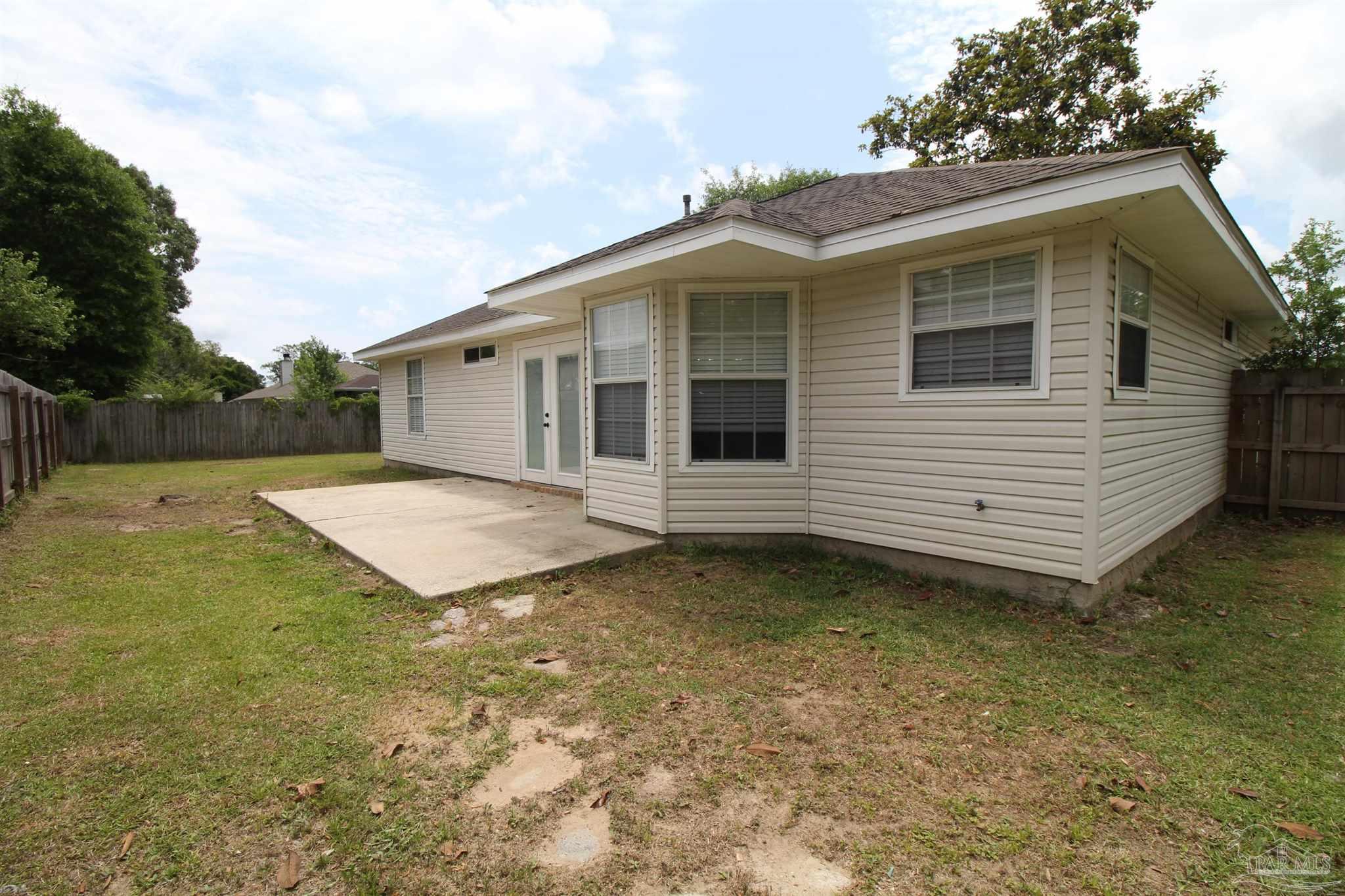 8508 Indian Oaks Place Pensacola FL 32514