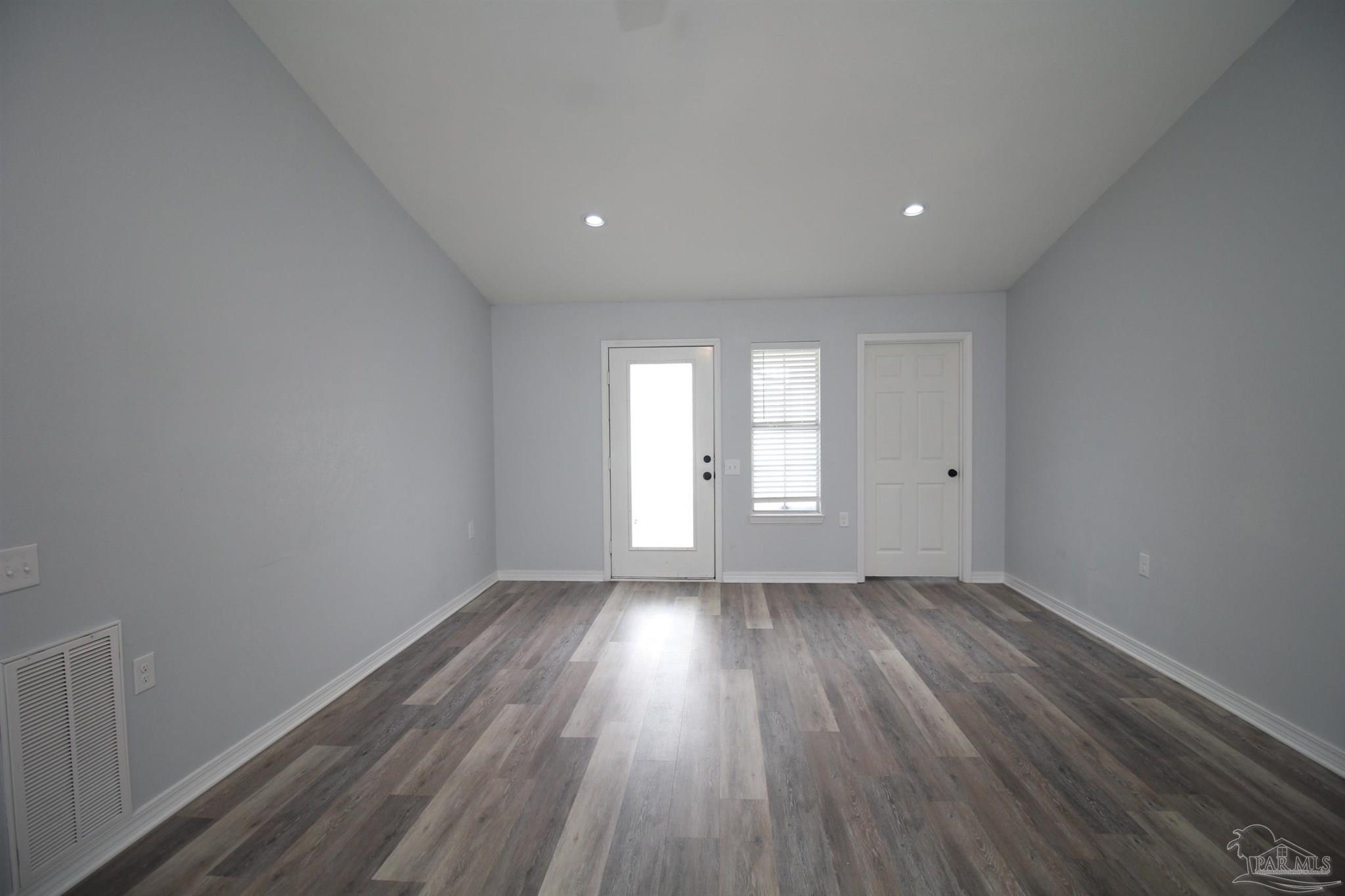 8508 Indian Oaks Place Pensacola FL 32514