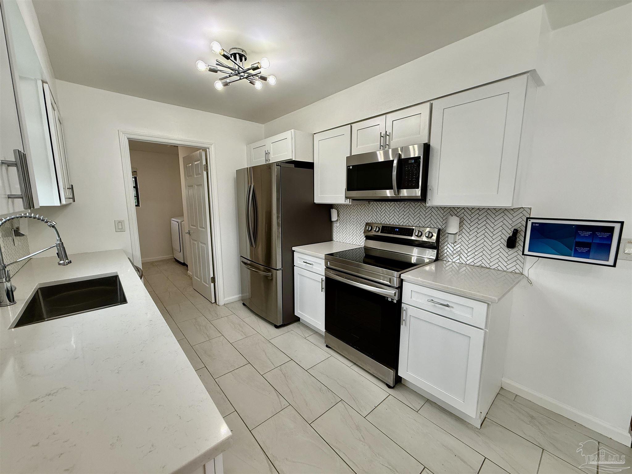 1305 Heatherwood Circle Pensacola FL 32506