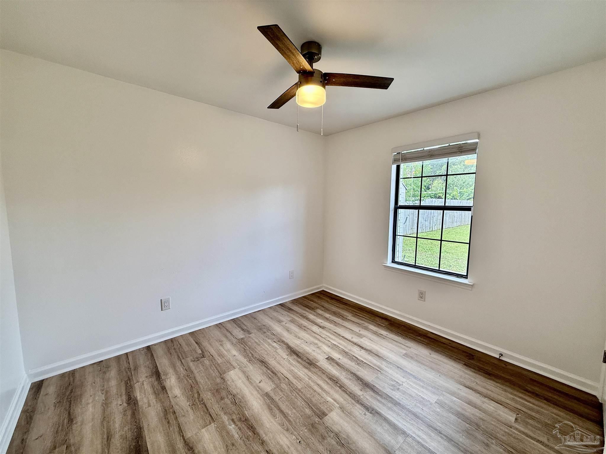 1305 Heatherwood Circle Pensacola FL 32506