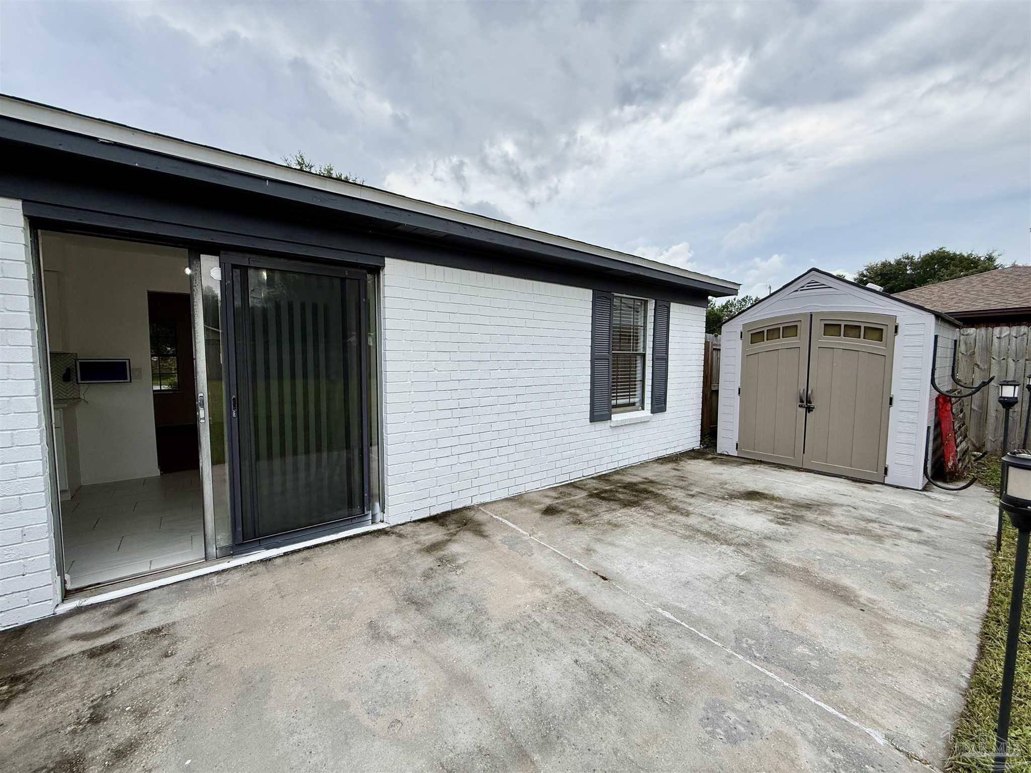 1305 Heatherwood Circle Pensacola FL 32506