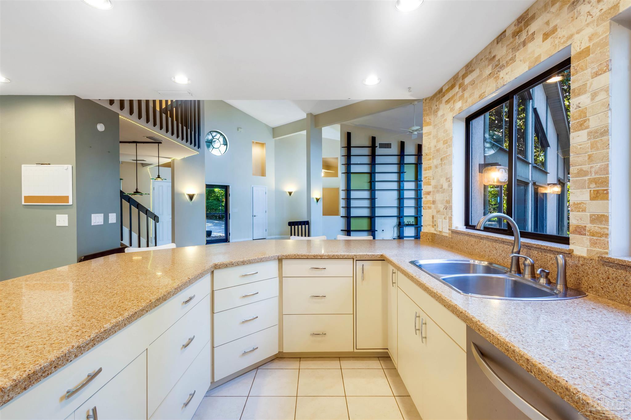 150 Kelly Lane Valparaiso FL 32580