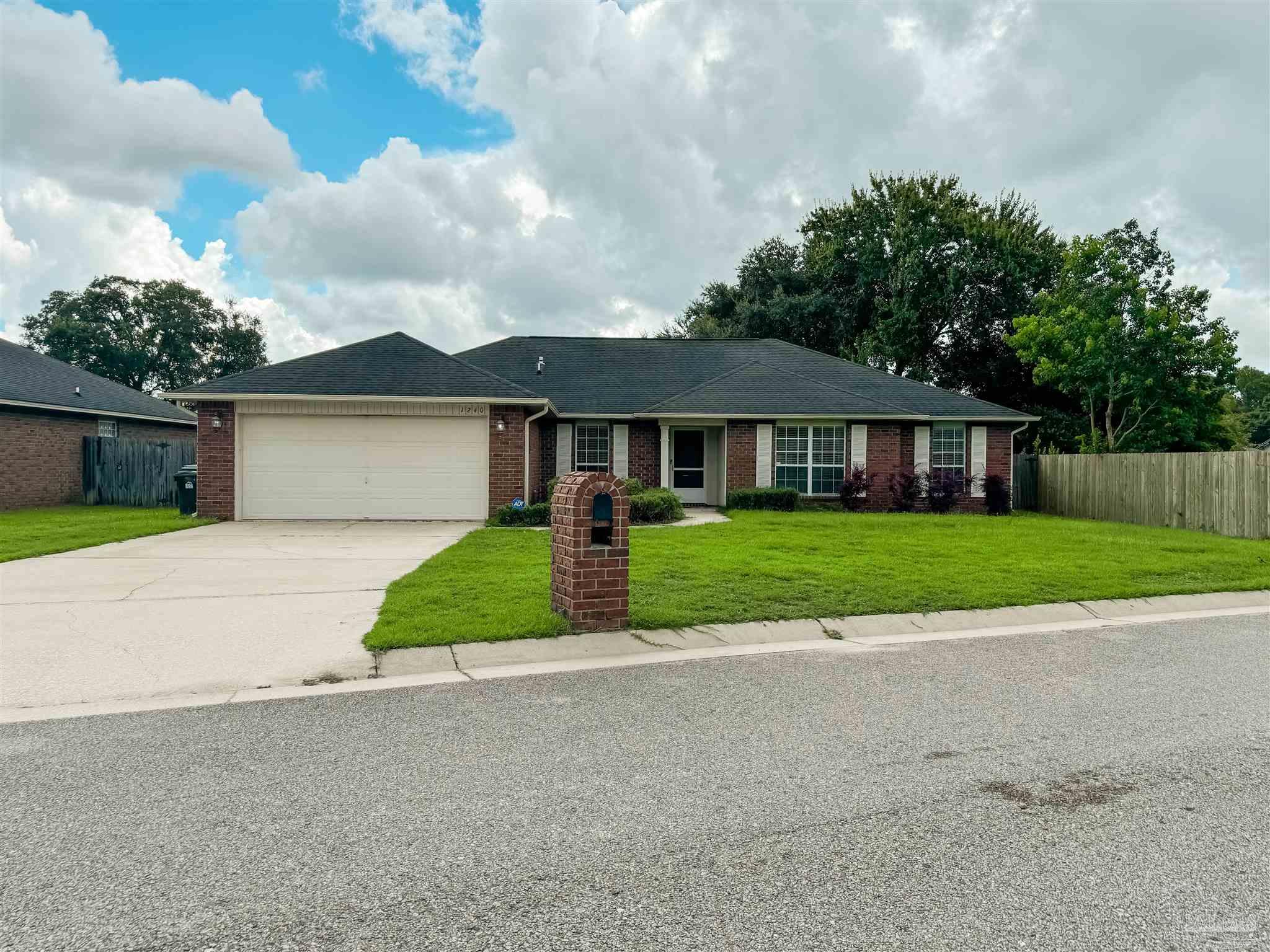 1240 Benning Place Pensacola FL 32506