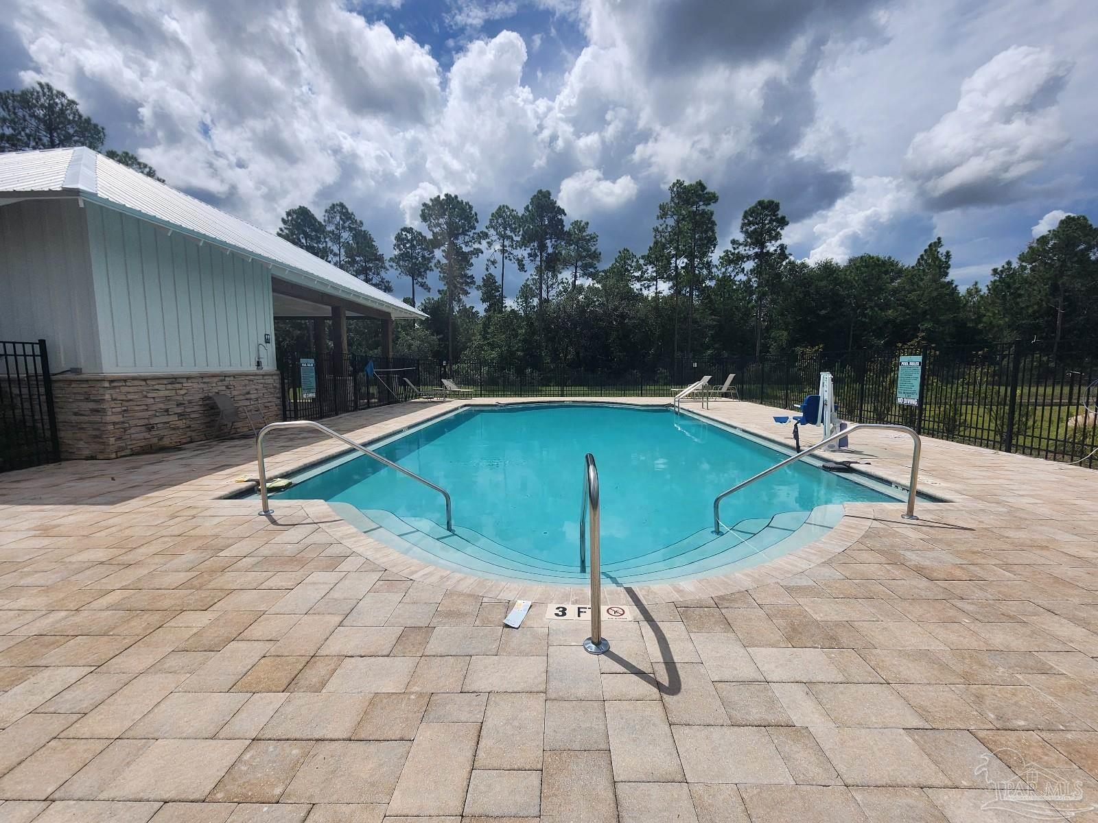 9436 Nature Creek Lane Pensacola FL 32526