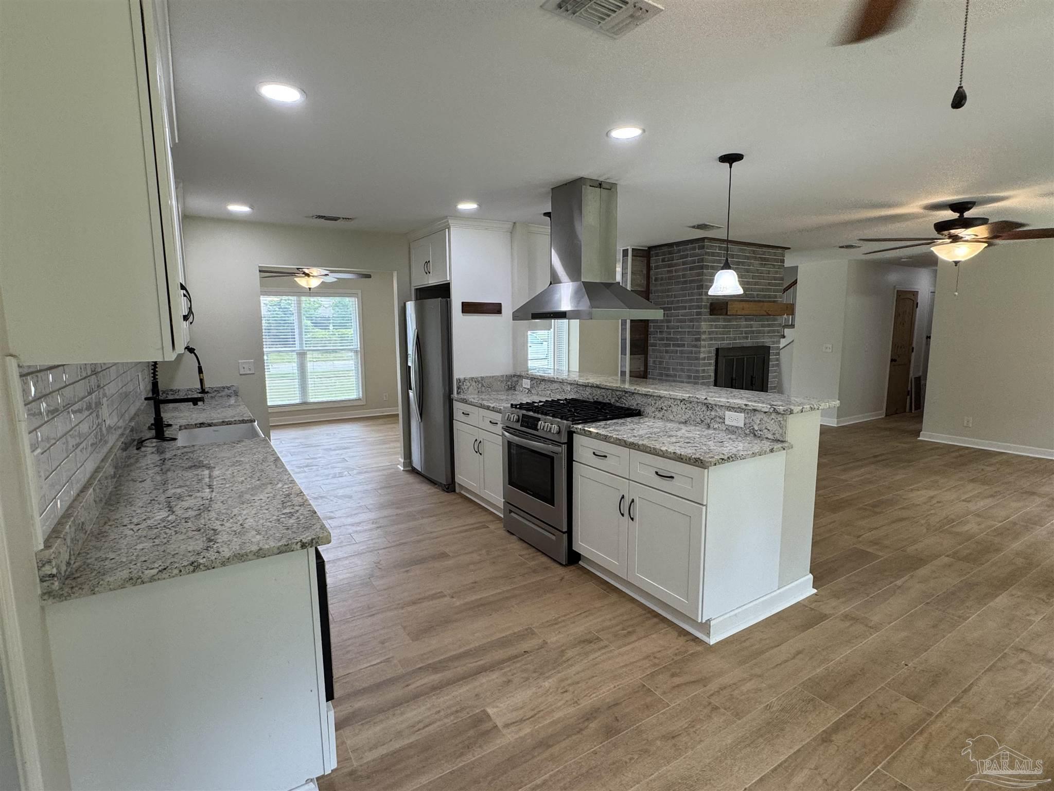 7866 Apollo Drive Pensacola FL 32506