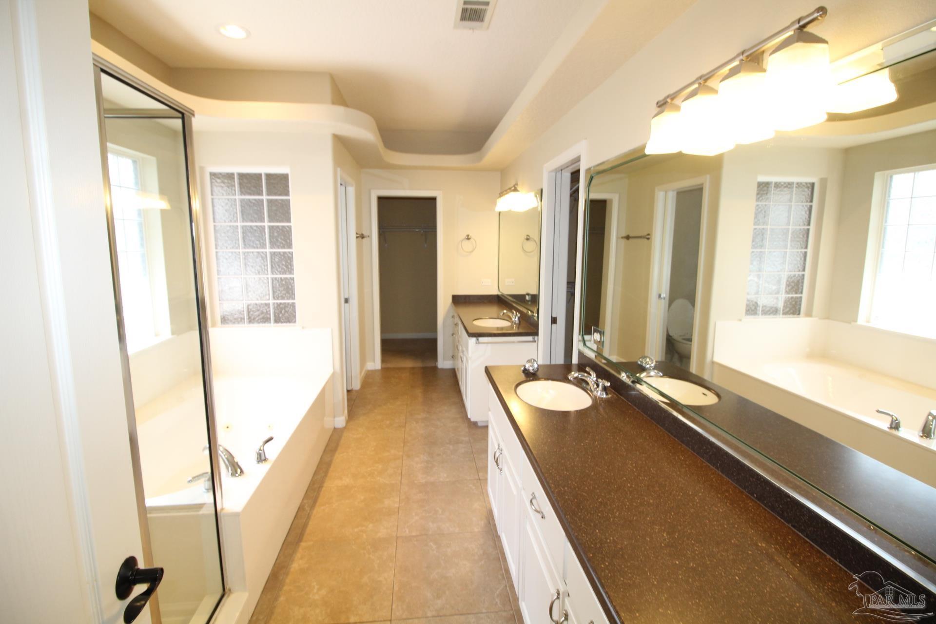 9850 Rail Circle Pensacola FL 32507