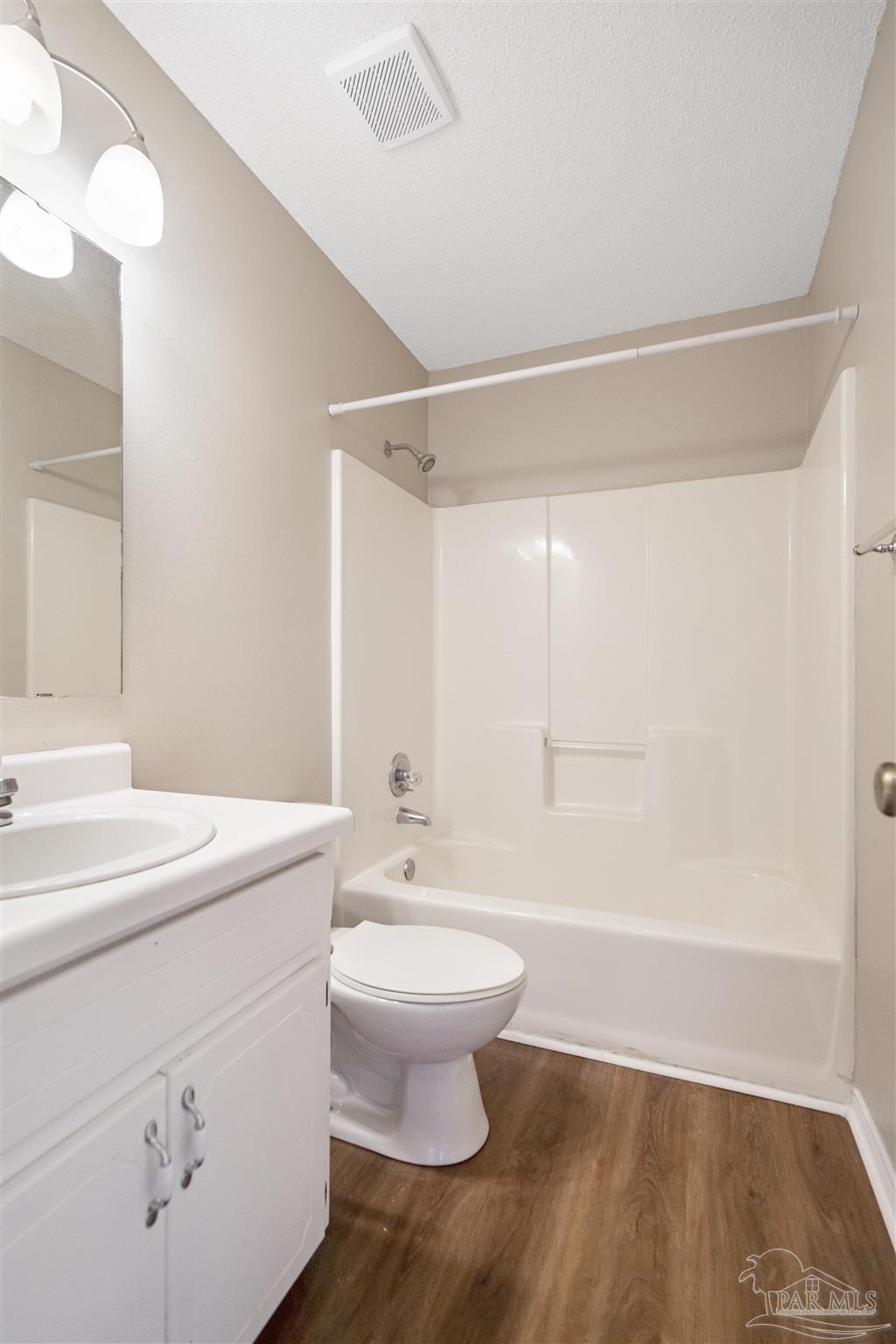 5320 Powrie Drive Pensacola FL 32504