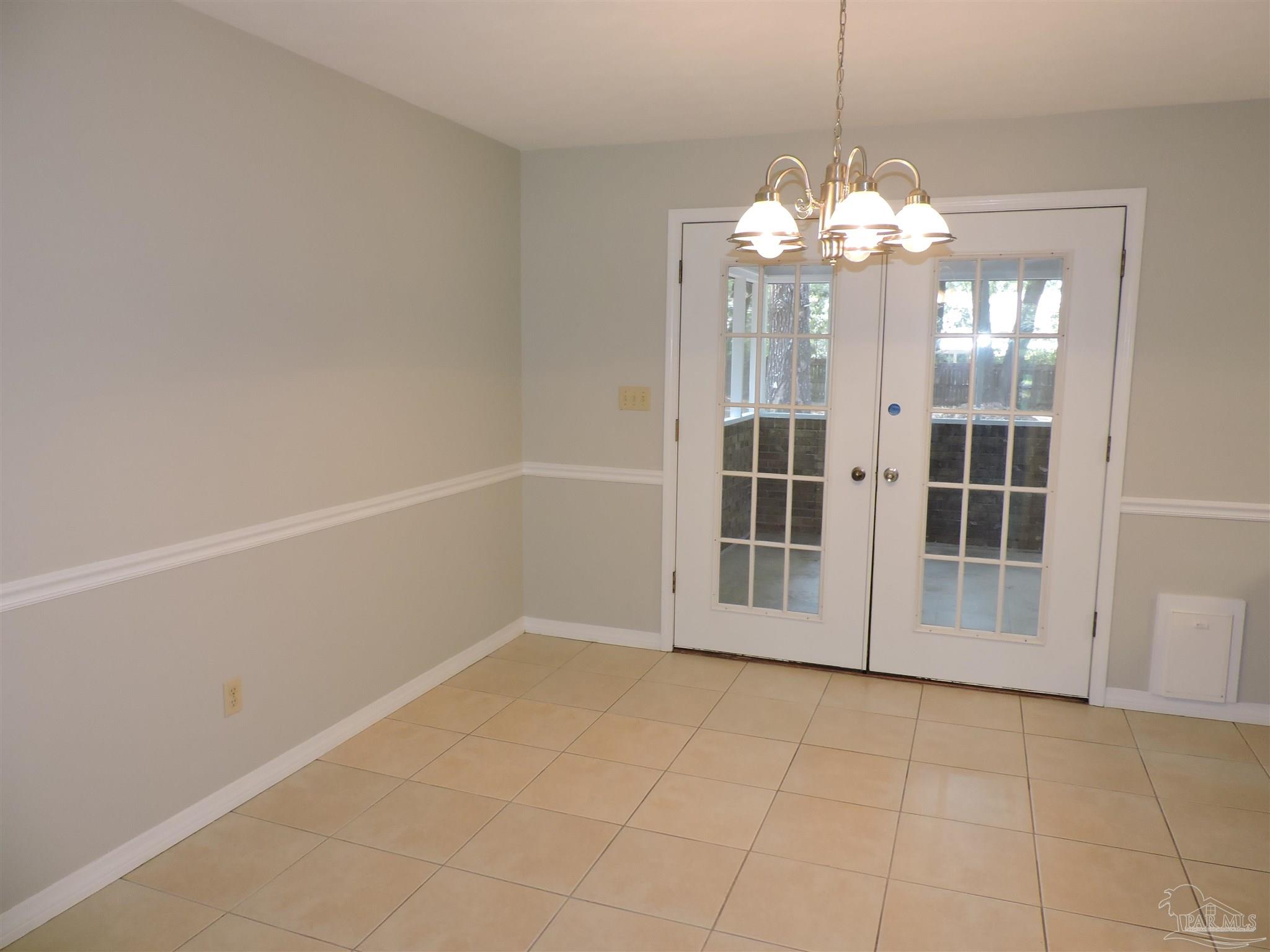 5261 Rowe Trail Pace FL 32571