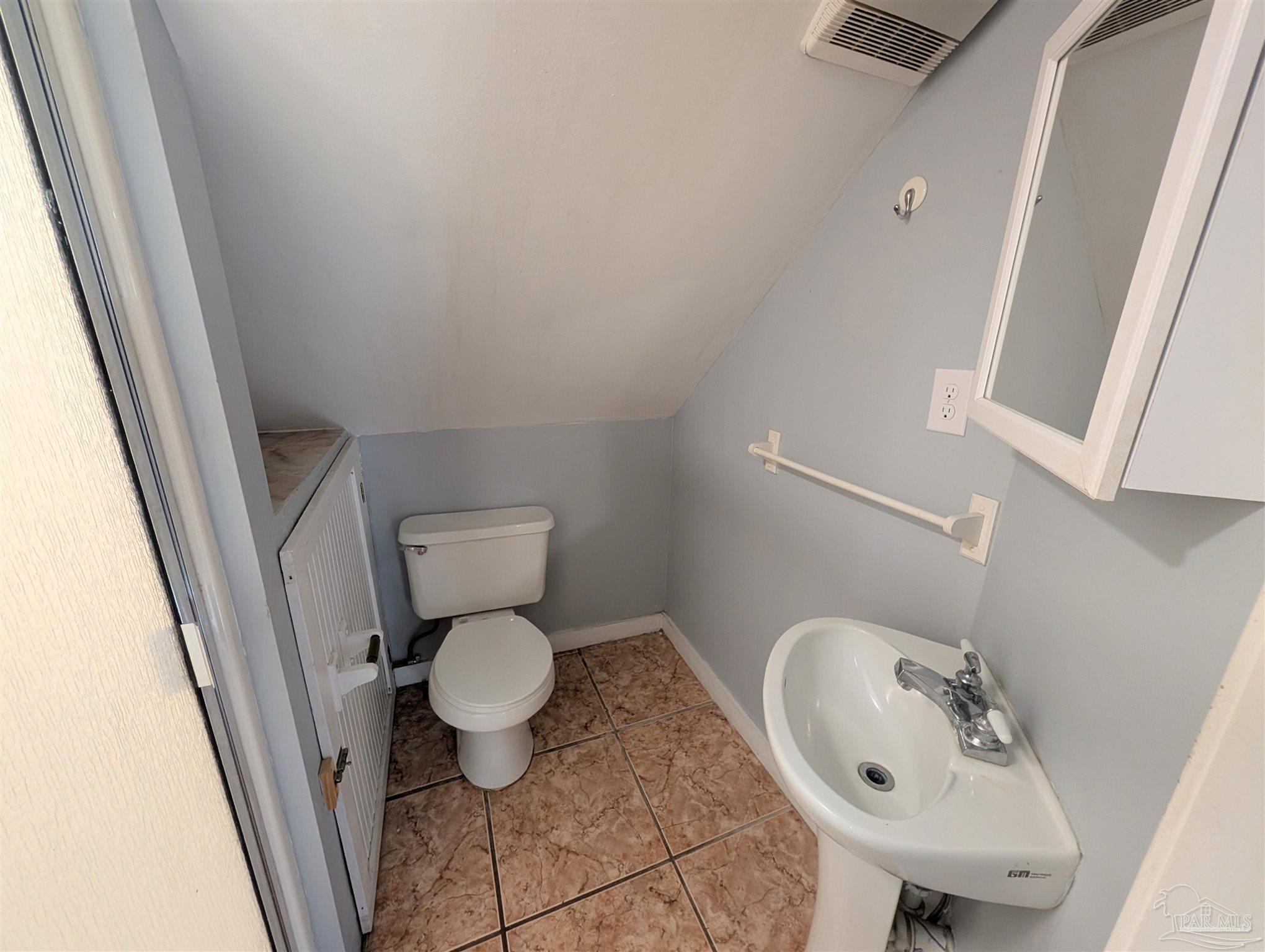 911 N Spring St # 4 Pensacola FL 32501