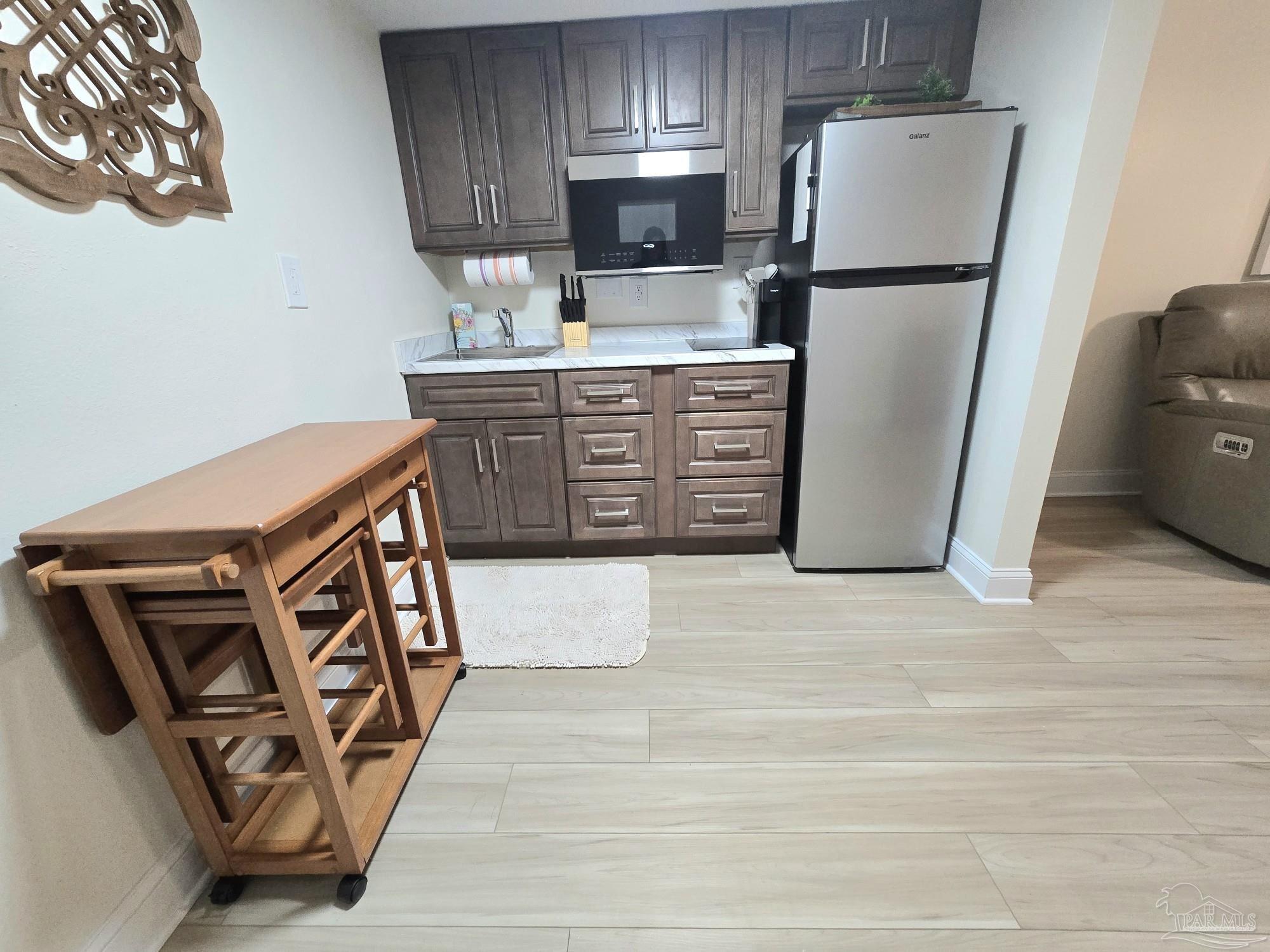 201 S Stillman # 214 Pensacola FL 32505