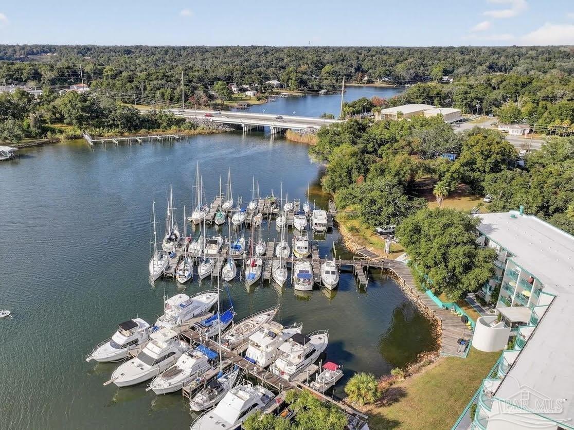 201 S Stillman # 214 Pensacola FL 32505
