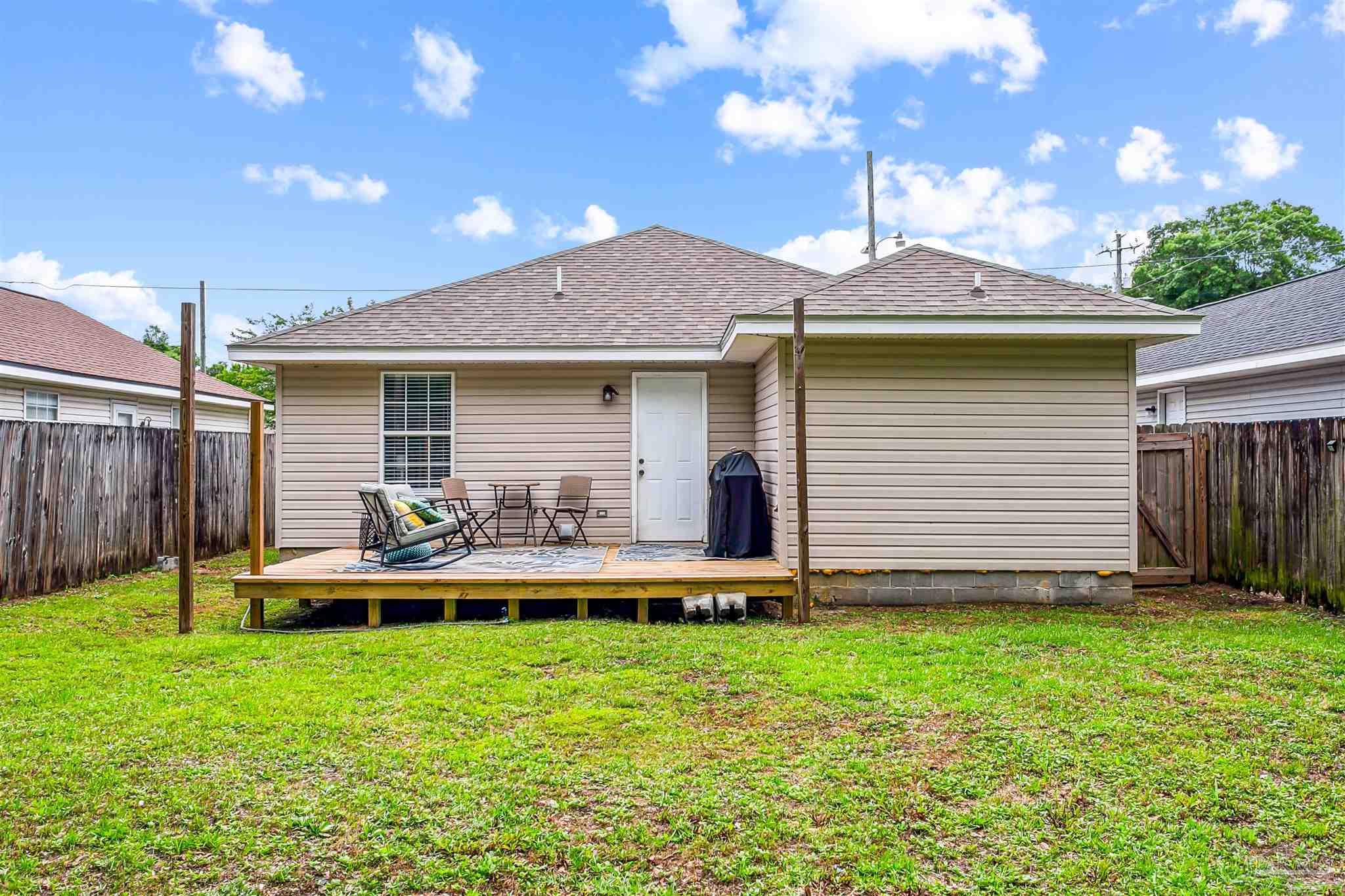 8407 Jarmen Lane Pensacola FL 32534