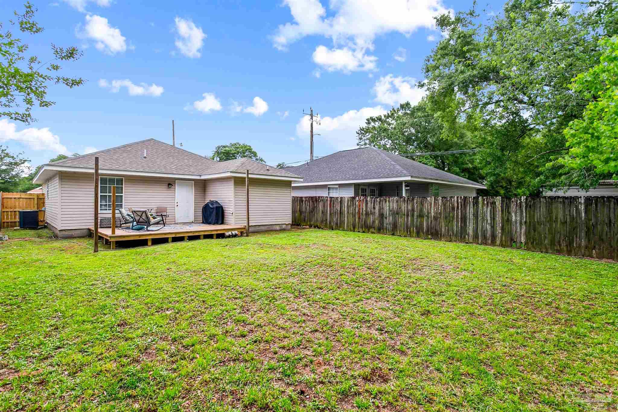 8407 Jarmen Lane Pensacola FL 32534