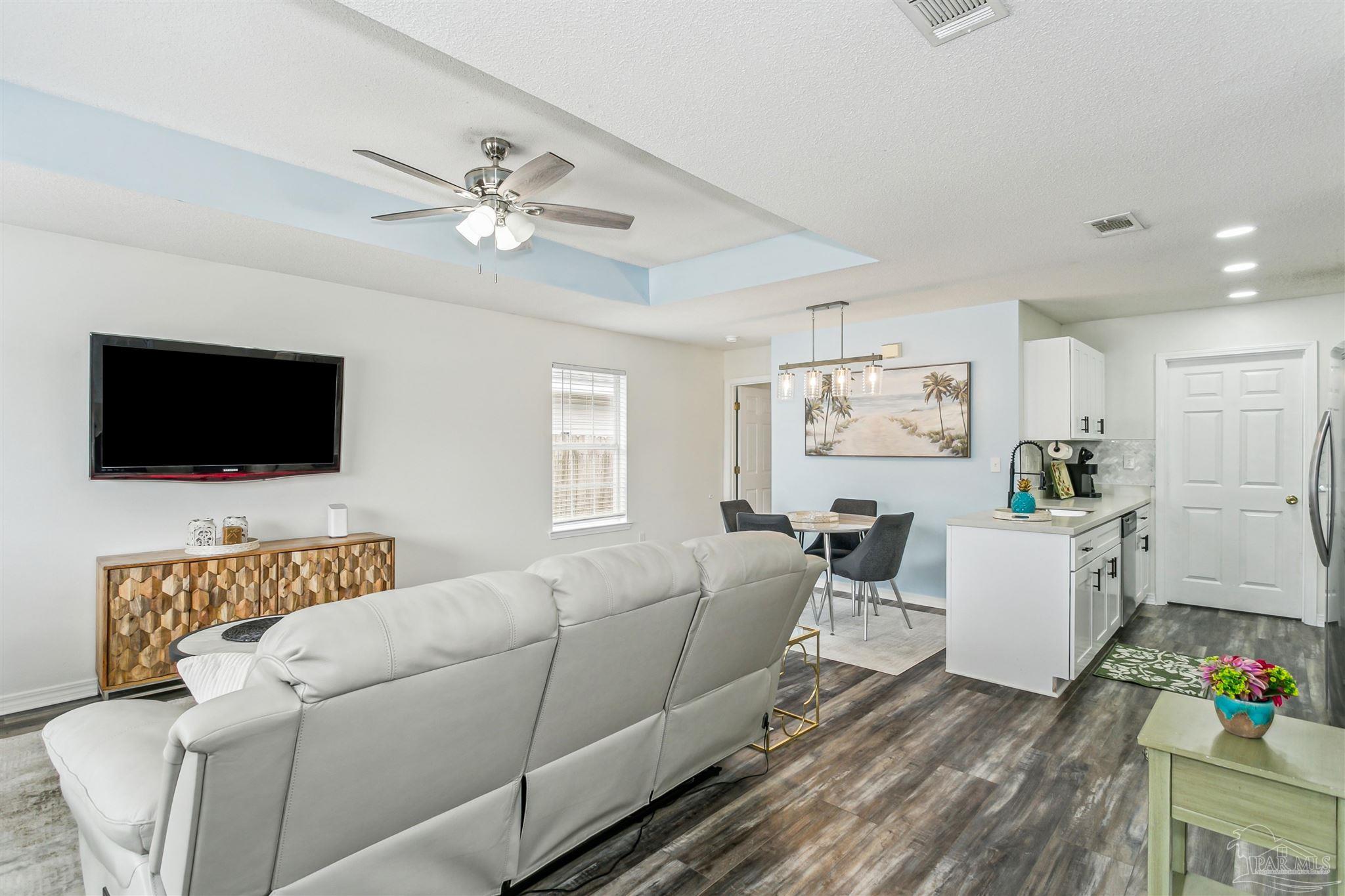 8407 Jarmen Lane Pensacola FL 32534
