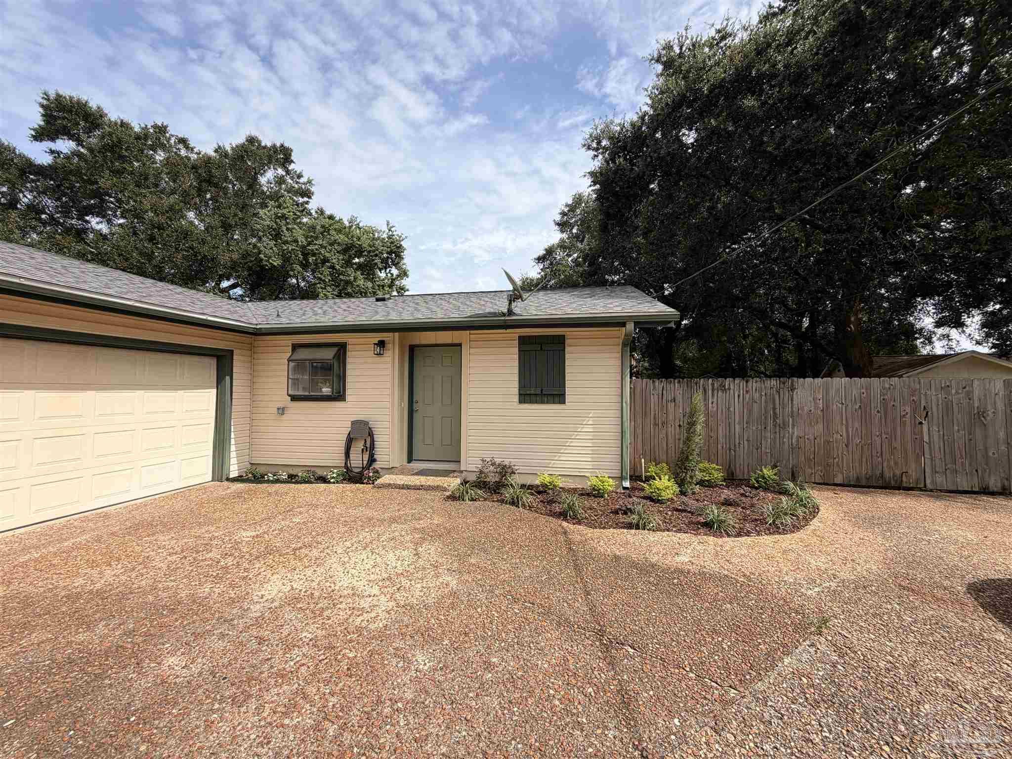 4188 Aqua Vista Drive Pensacola FL 32504