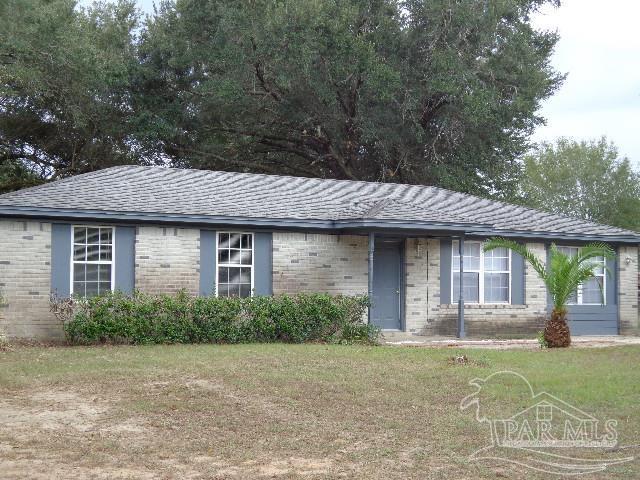 4352 Avenida De Golf Pace FL 32571