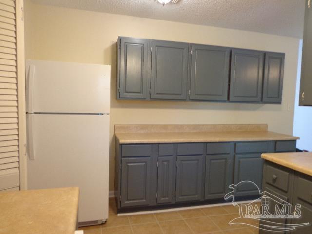 4352 Avenida De Golf Pace FL 32571