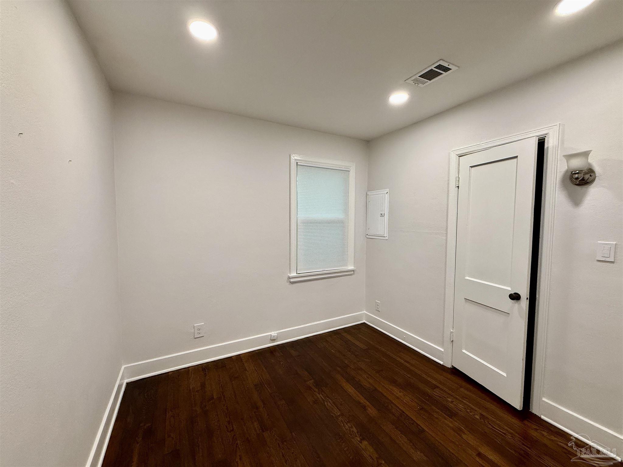 2050 N 13th Avenue Pensacola FL 32503