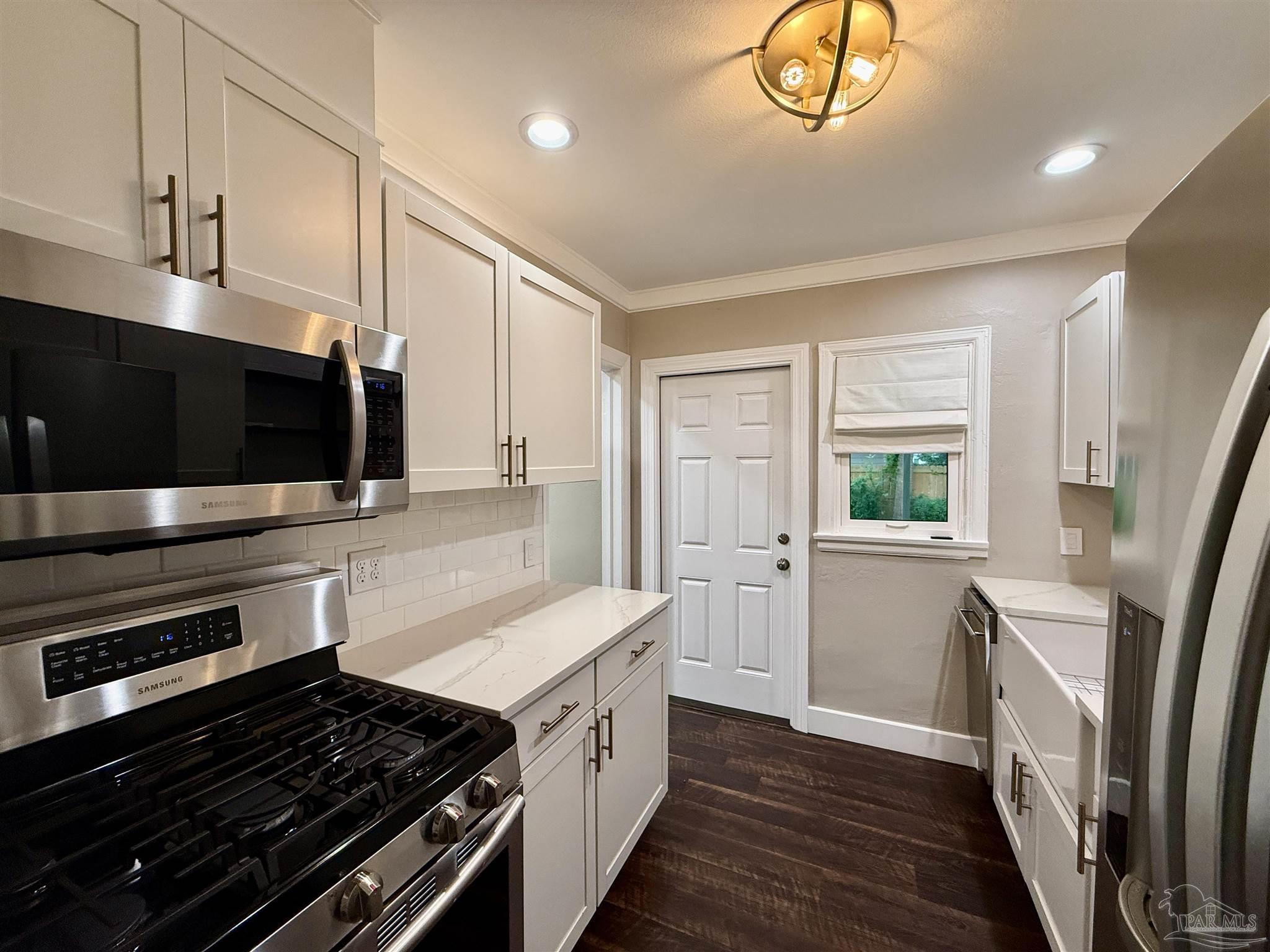 2050 N 13th Avenue Pensacola FL 32503