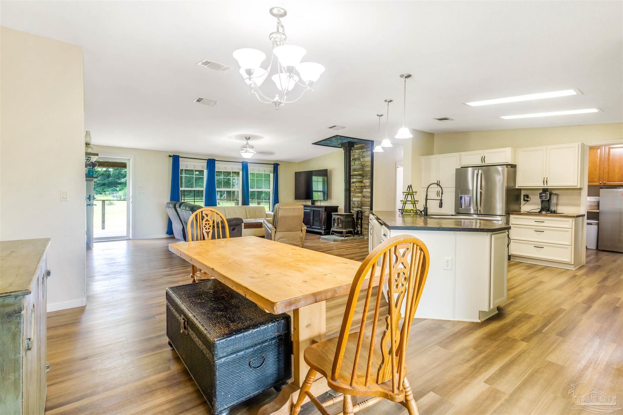 390 Brooks Road Baker FL 32531