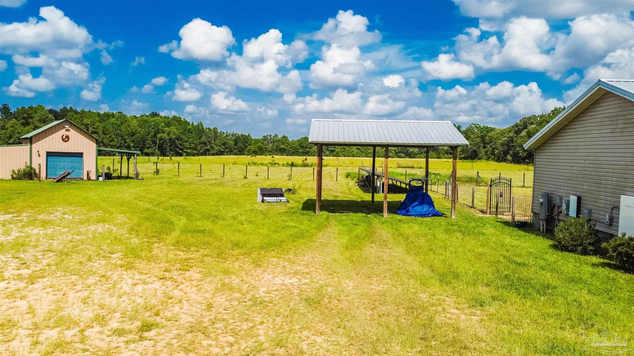 390 Brooks Road Baker FL 32531