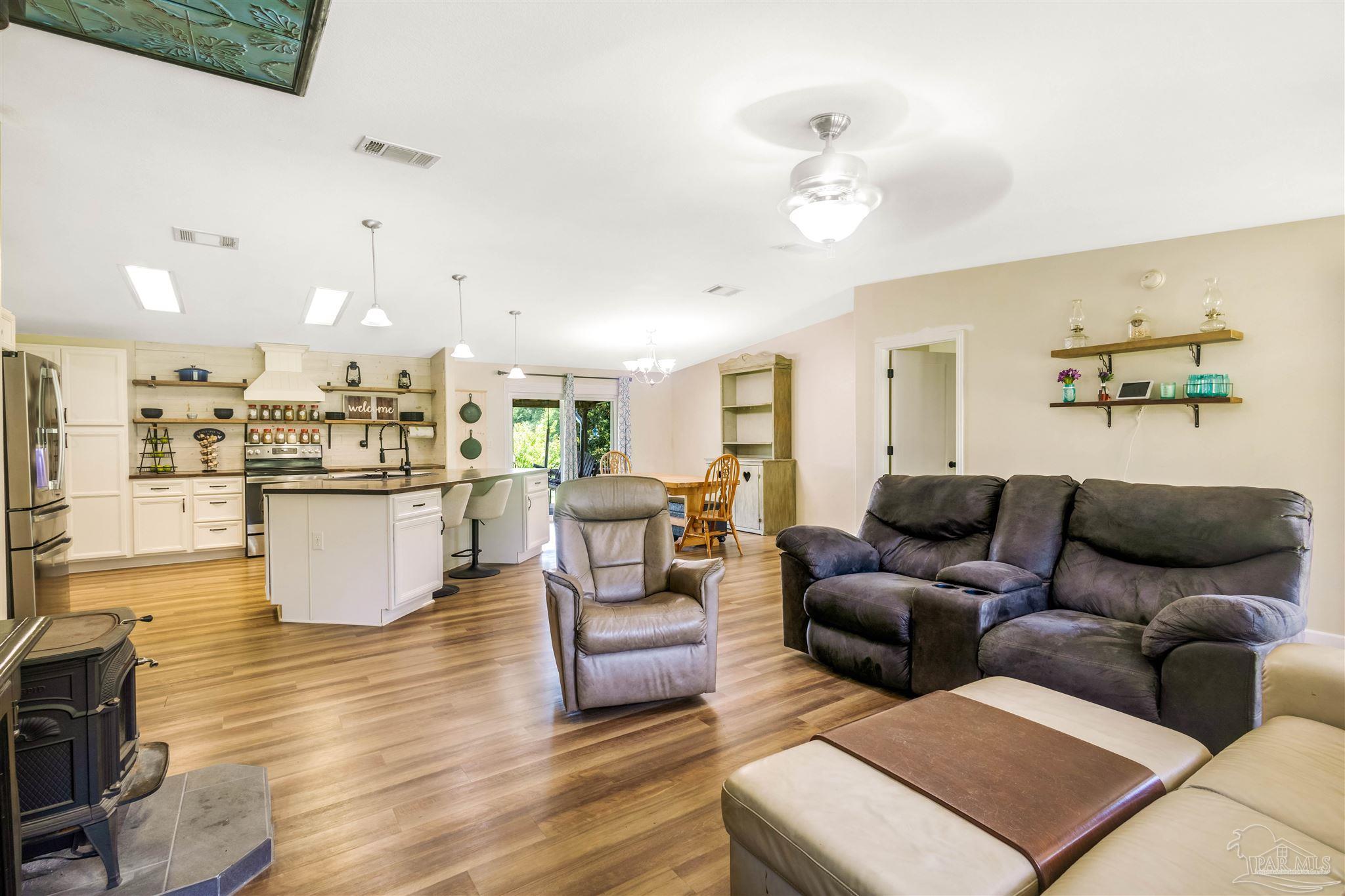 390 Brooks Road Baker FL 32531