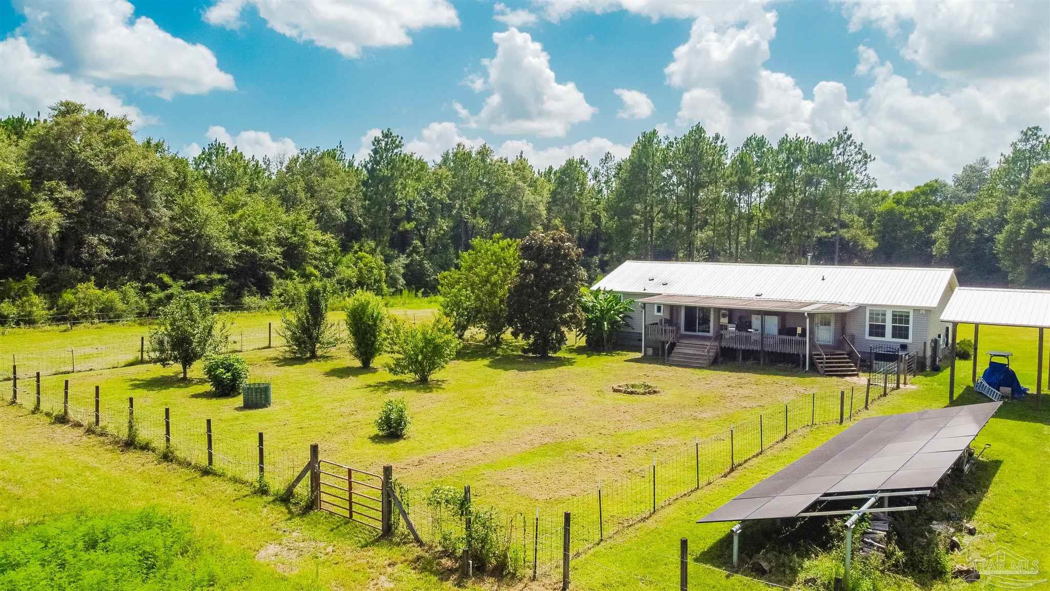 390 Brooks Road Baker FL 32531