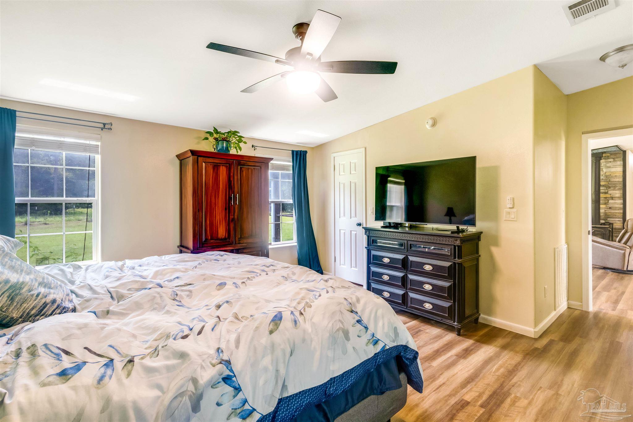 390 Brooks Road Baker FL 32531