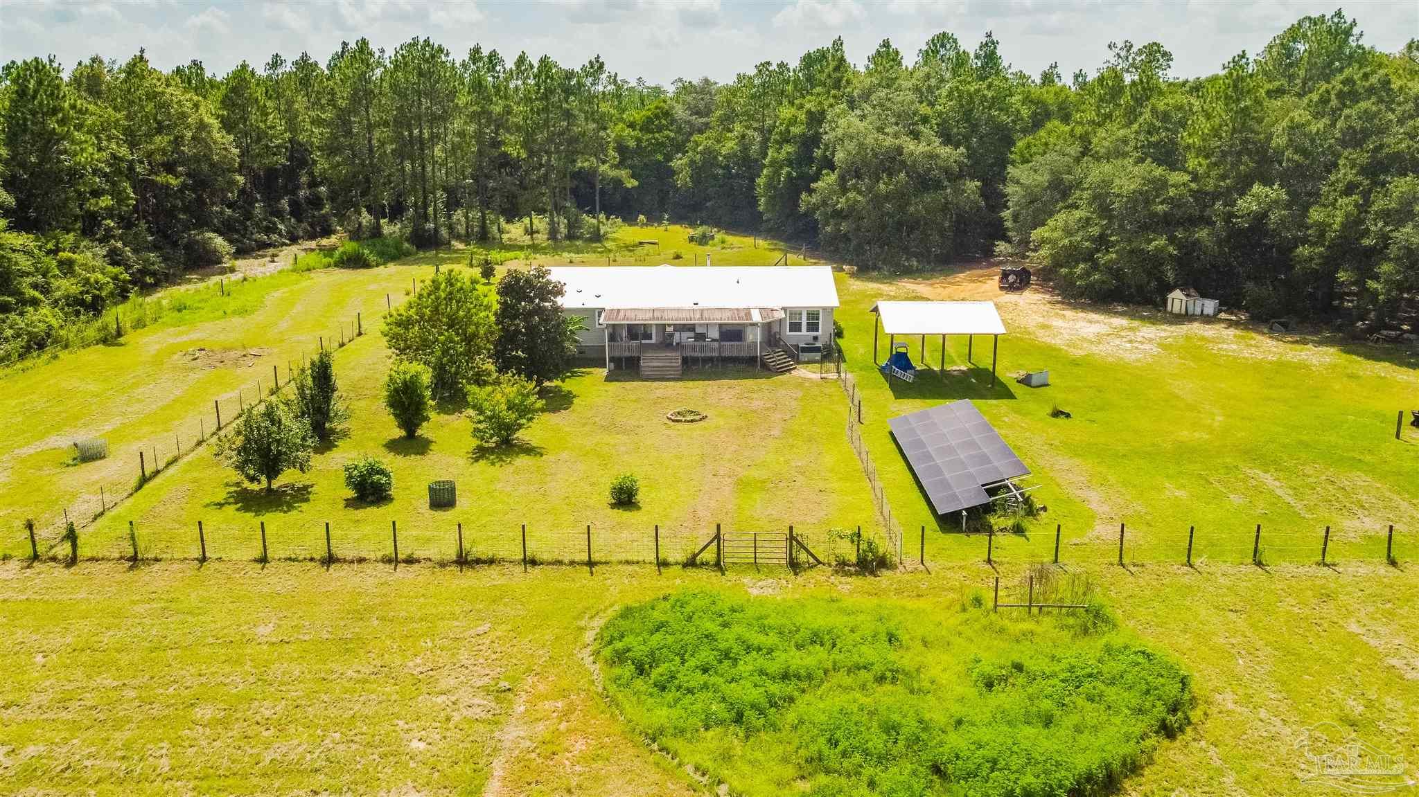 390 Brooks Road Baker FL 32531