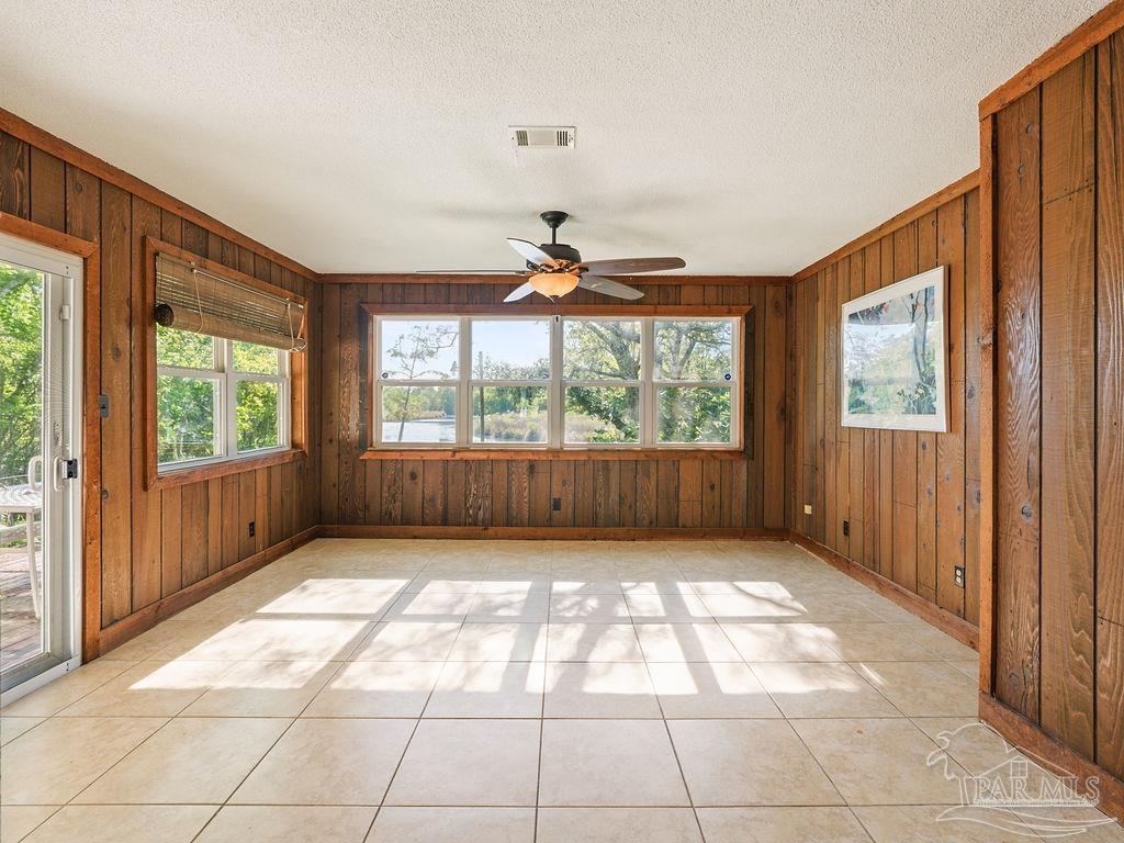609 Dog Track Road Pensacola FL 32506