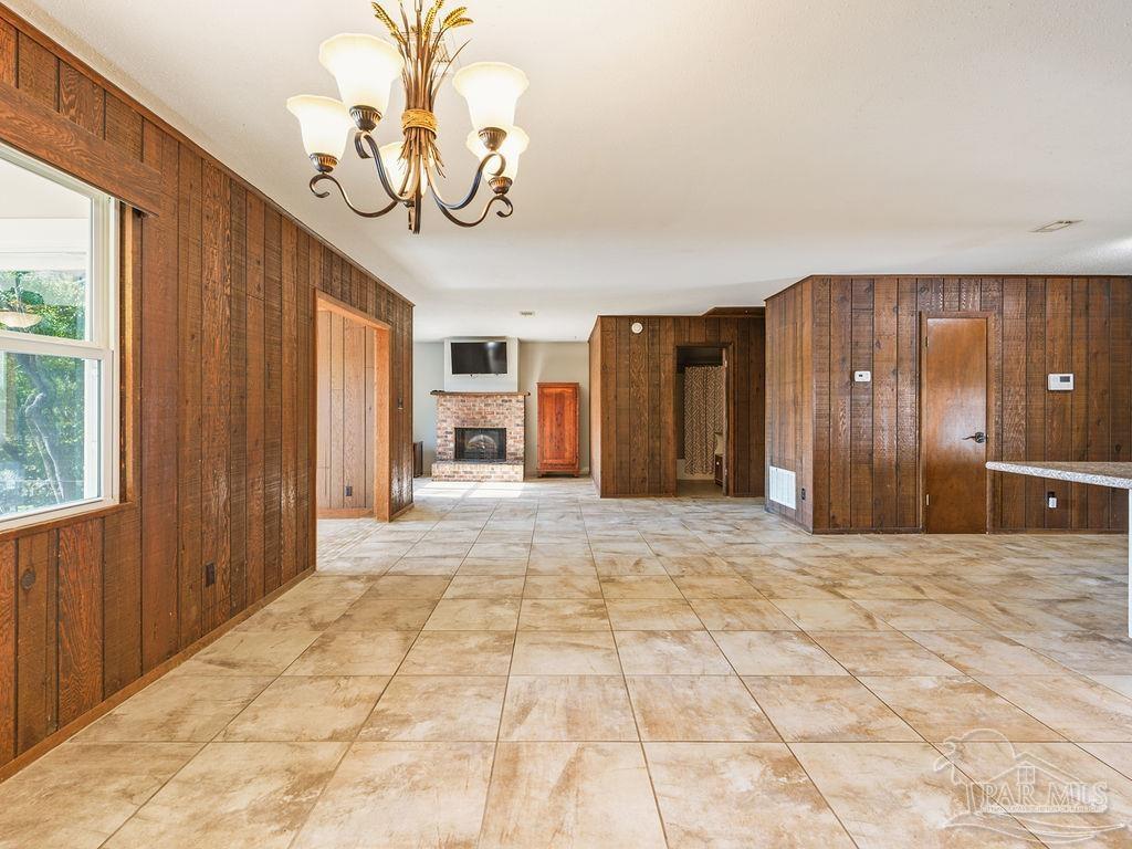 609 Dog Track Road Pensacola FL 32506