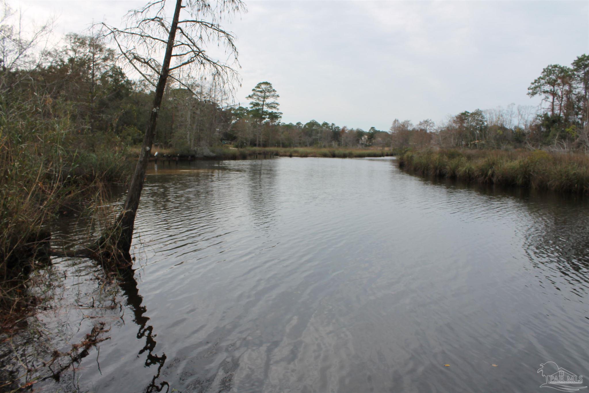 609 Dog Track Road Pensacola FL 32506