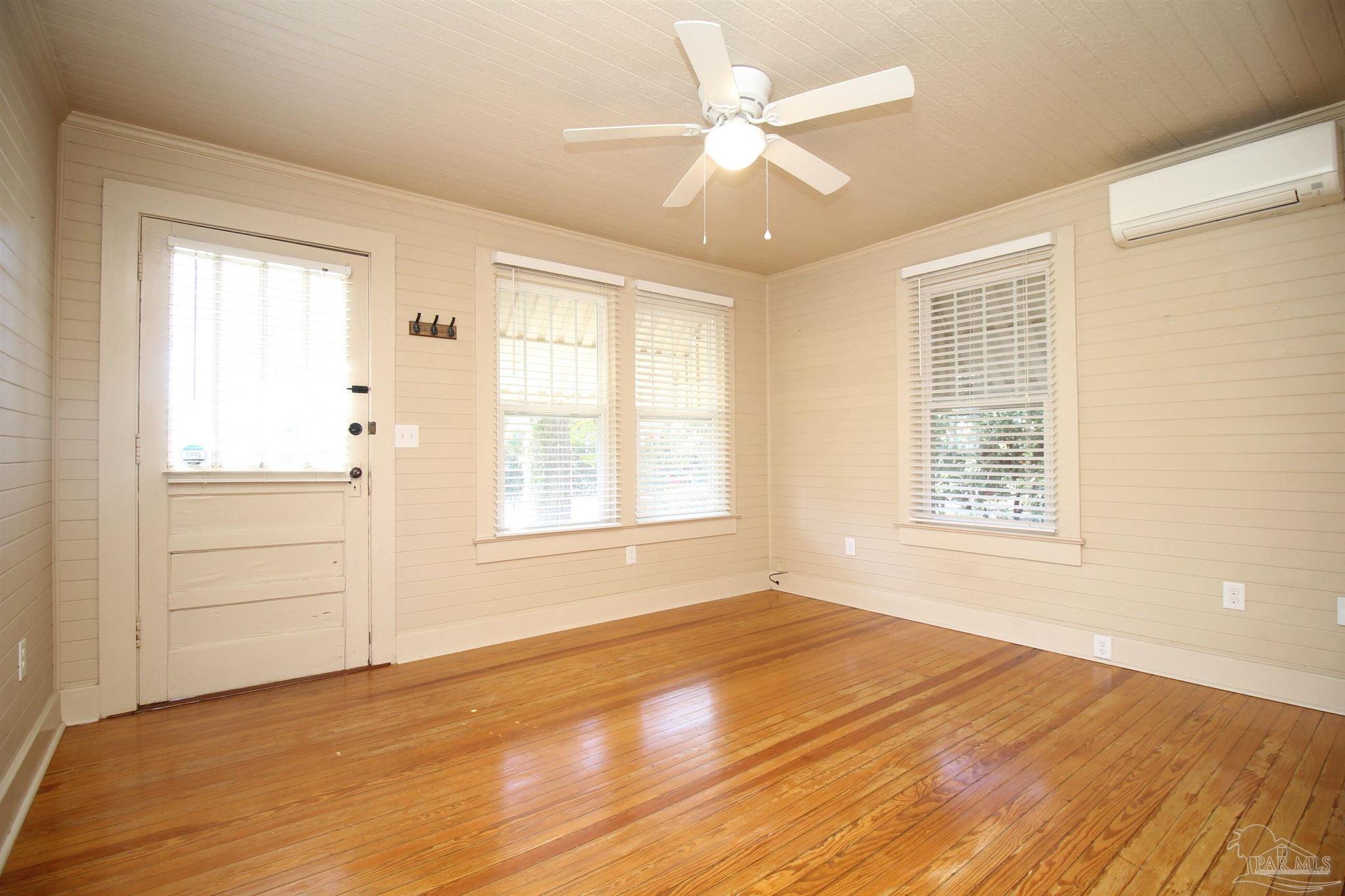 3102 E De Soto Street Pensacola FL 32503
