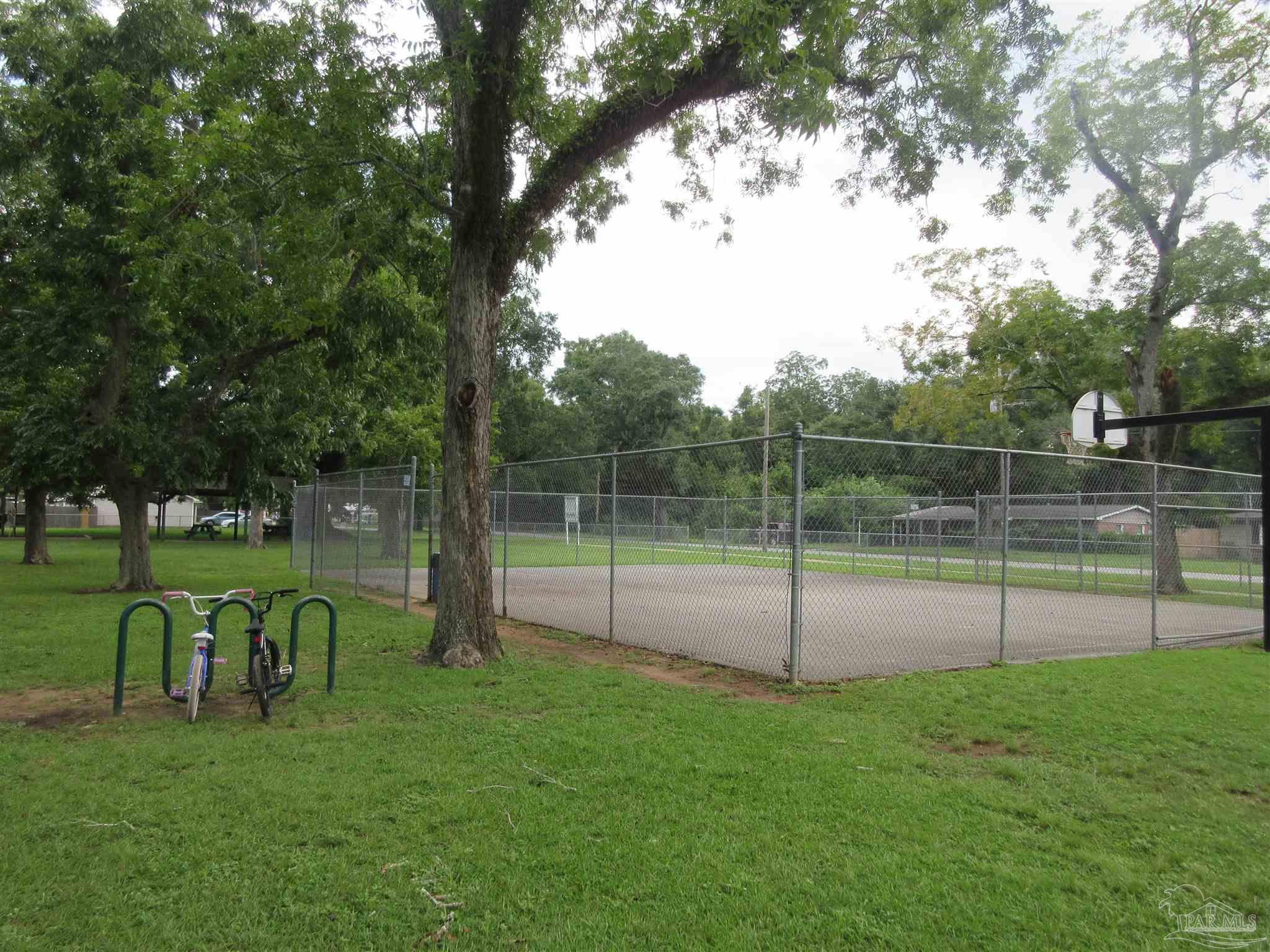 4300 Santa Villa Drive Pace FL 32571