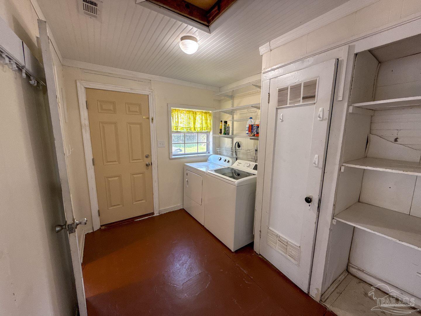 1416 E La Rua Street Pensacola FL 32501