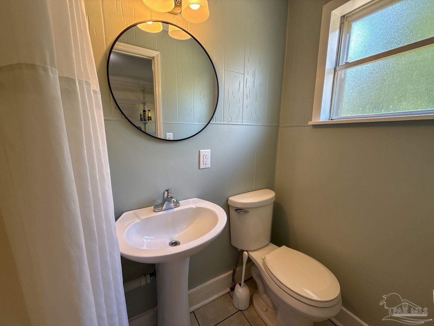 1416 E La Rua Street Pensacola FL 32501