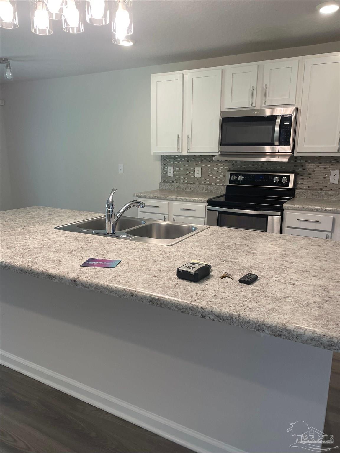 5241 Peach Drive Pace FL 32571