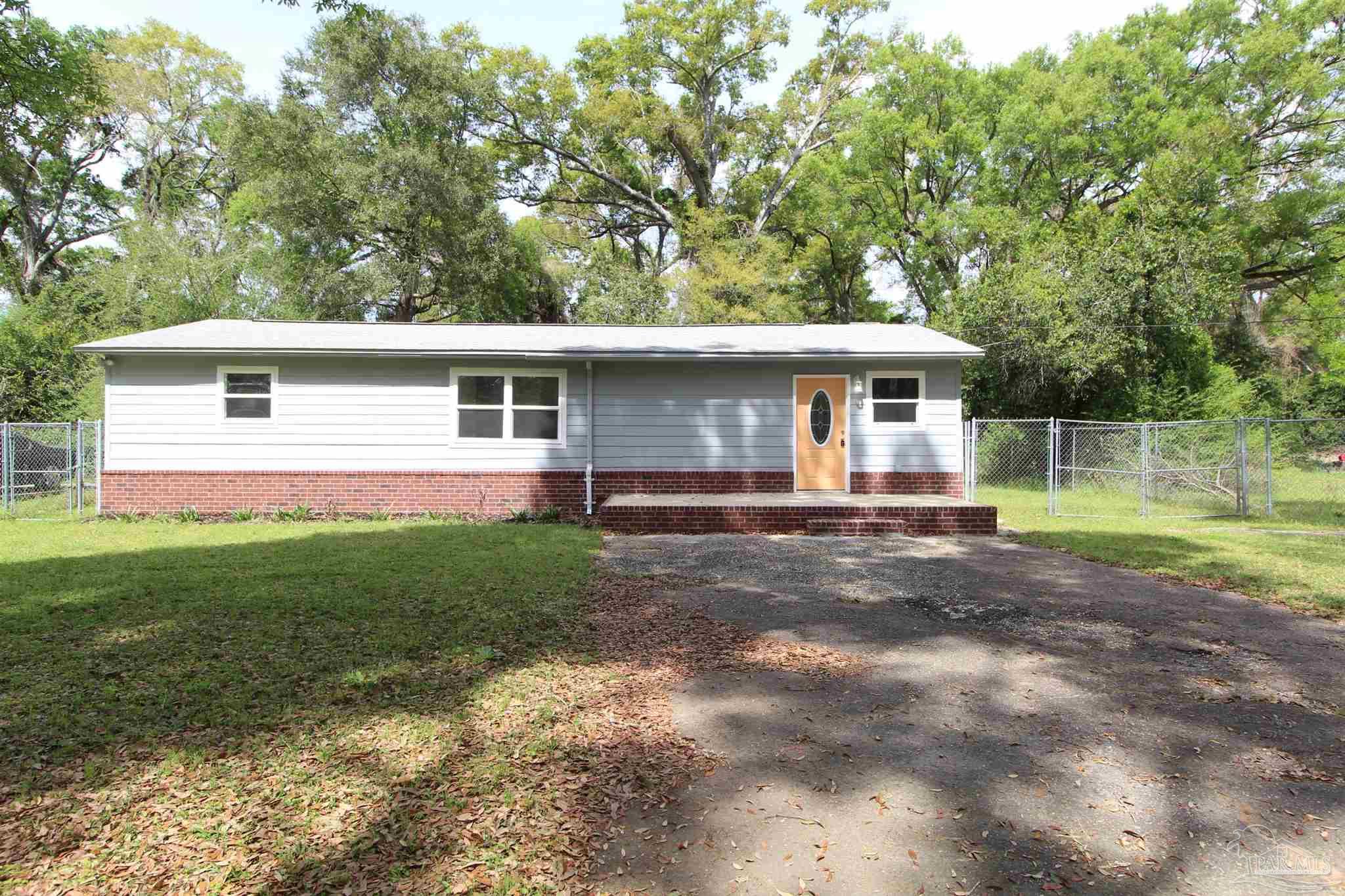 150 E Ensley Street Pensacola FL 32514